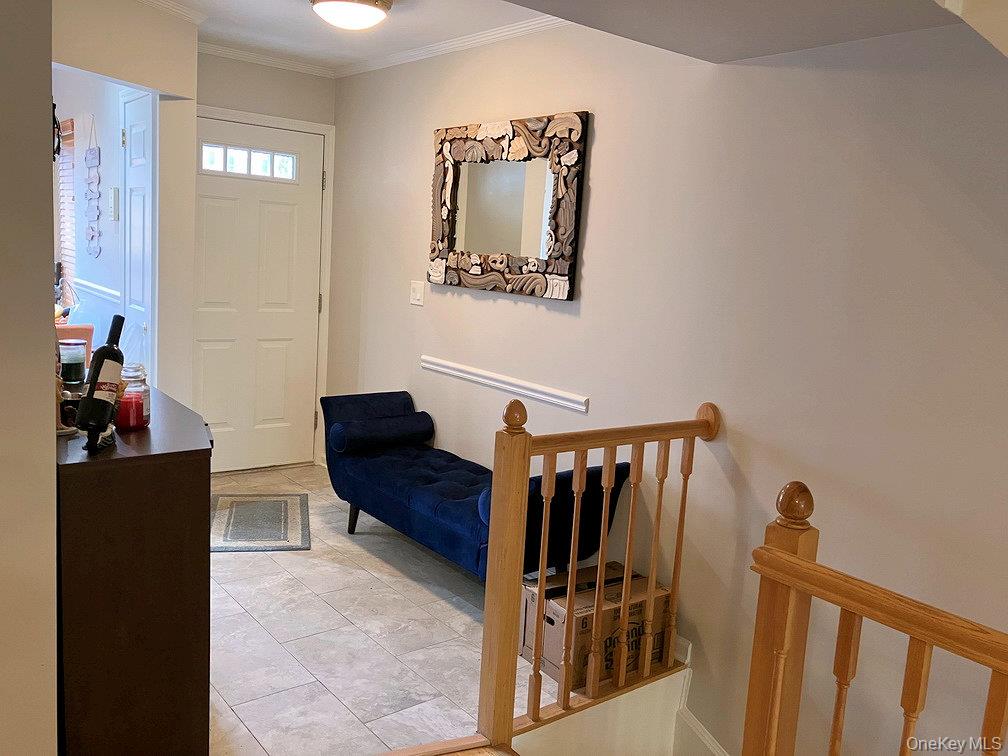 1404 Pondcrest Lane, White Plains, NY 10607