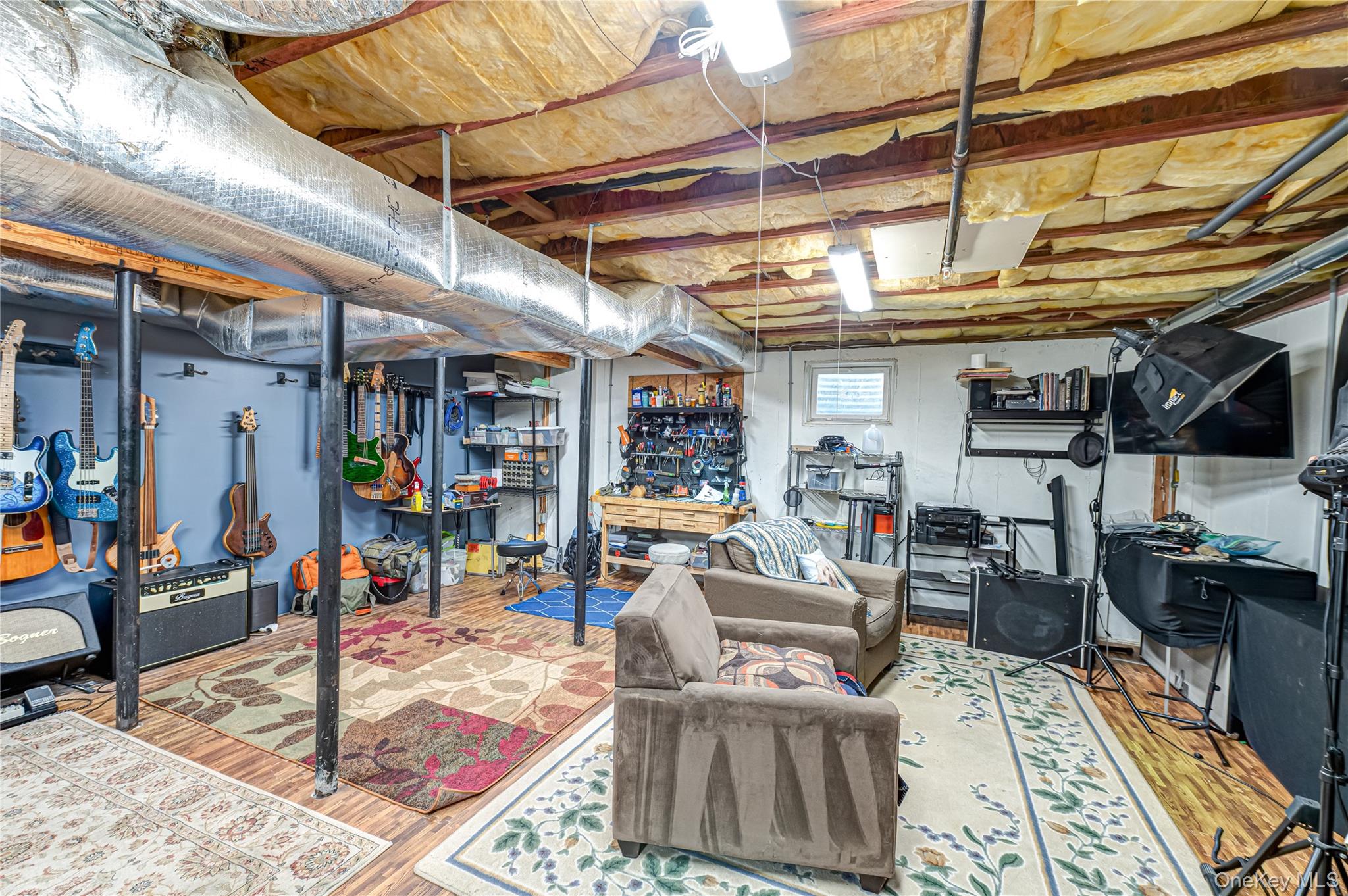 78 Cranberry Circle, Medford, NY 11763