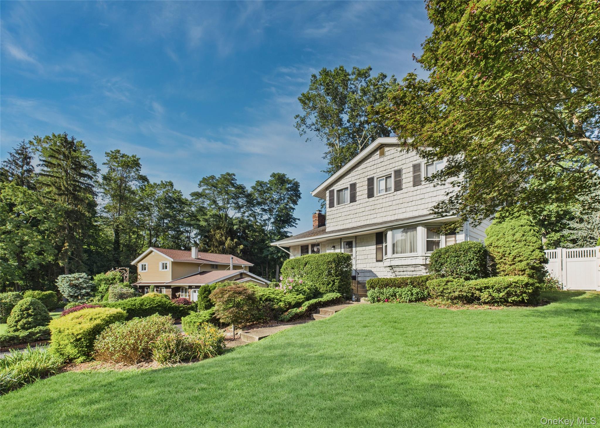 5 Gristmill Drive, Kings Park, NY 11754