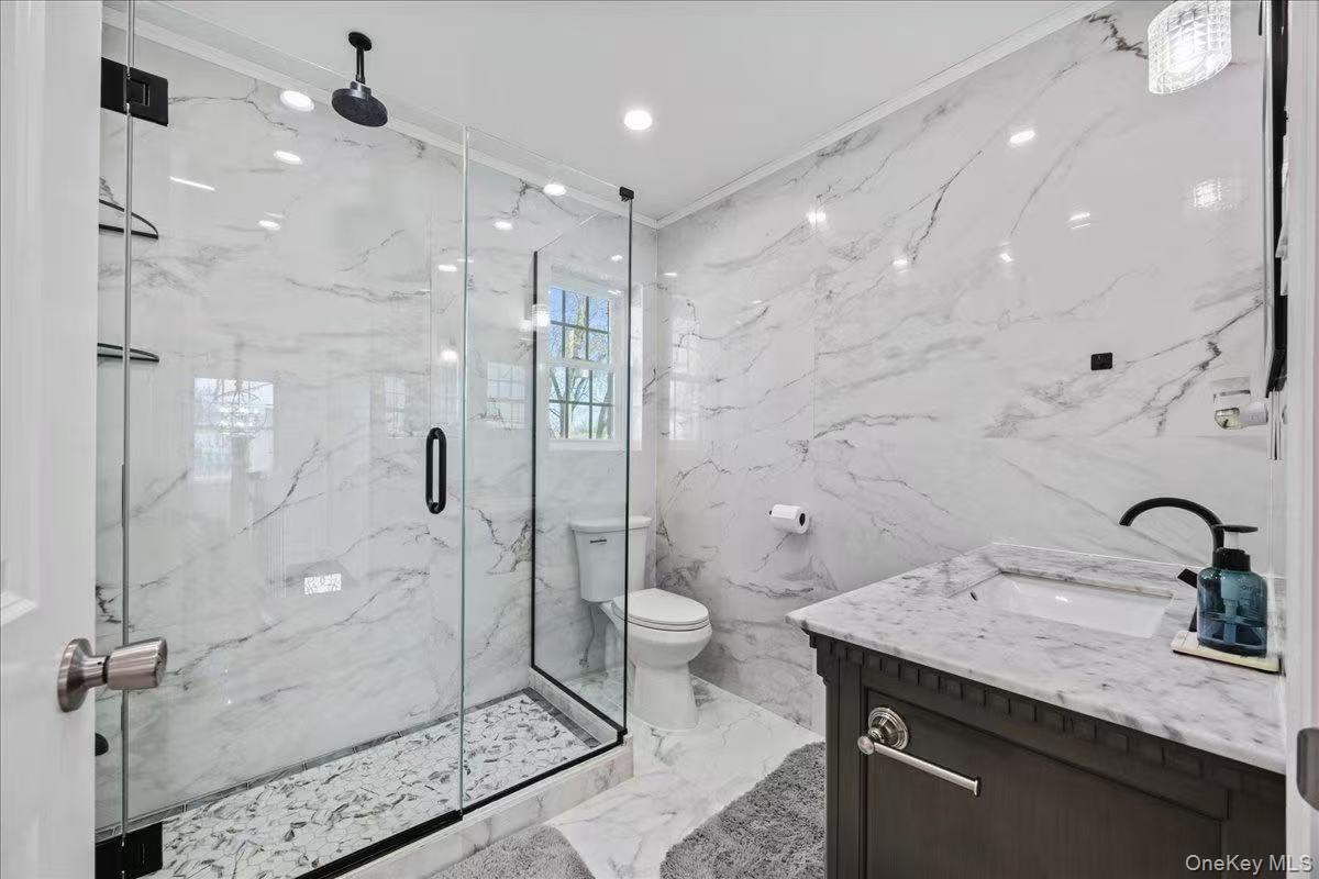 642 Lenore Lane, Elmont, NY 11003