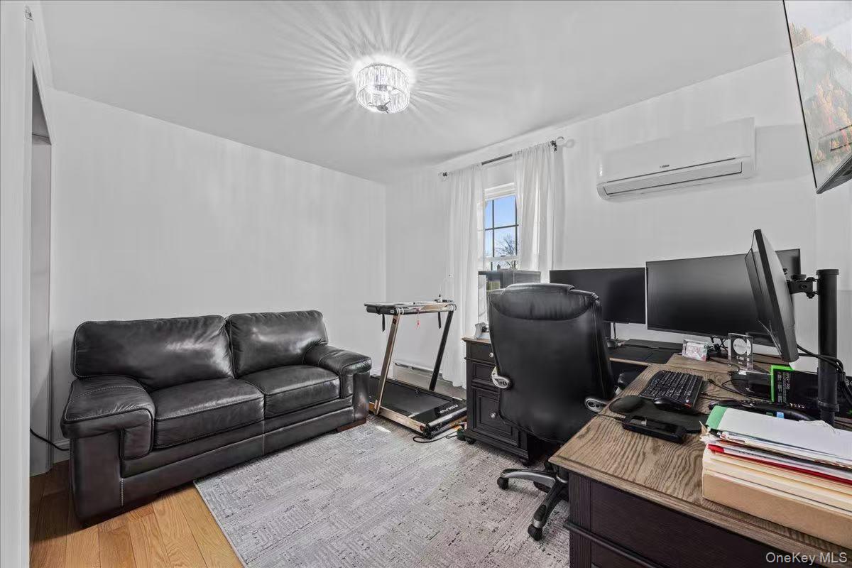 642 Lenore Lane, Elmont, NY 11003