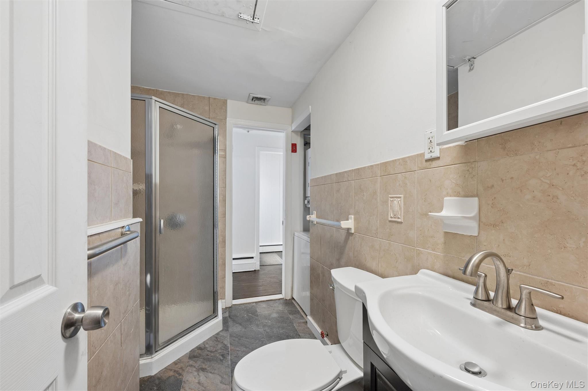 29 Squiretown Road # D, Hampton Bays, NY 11946