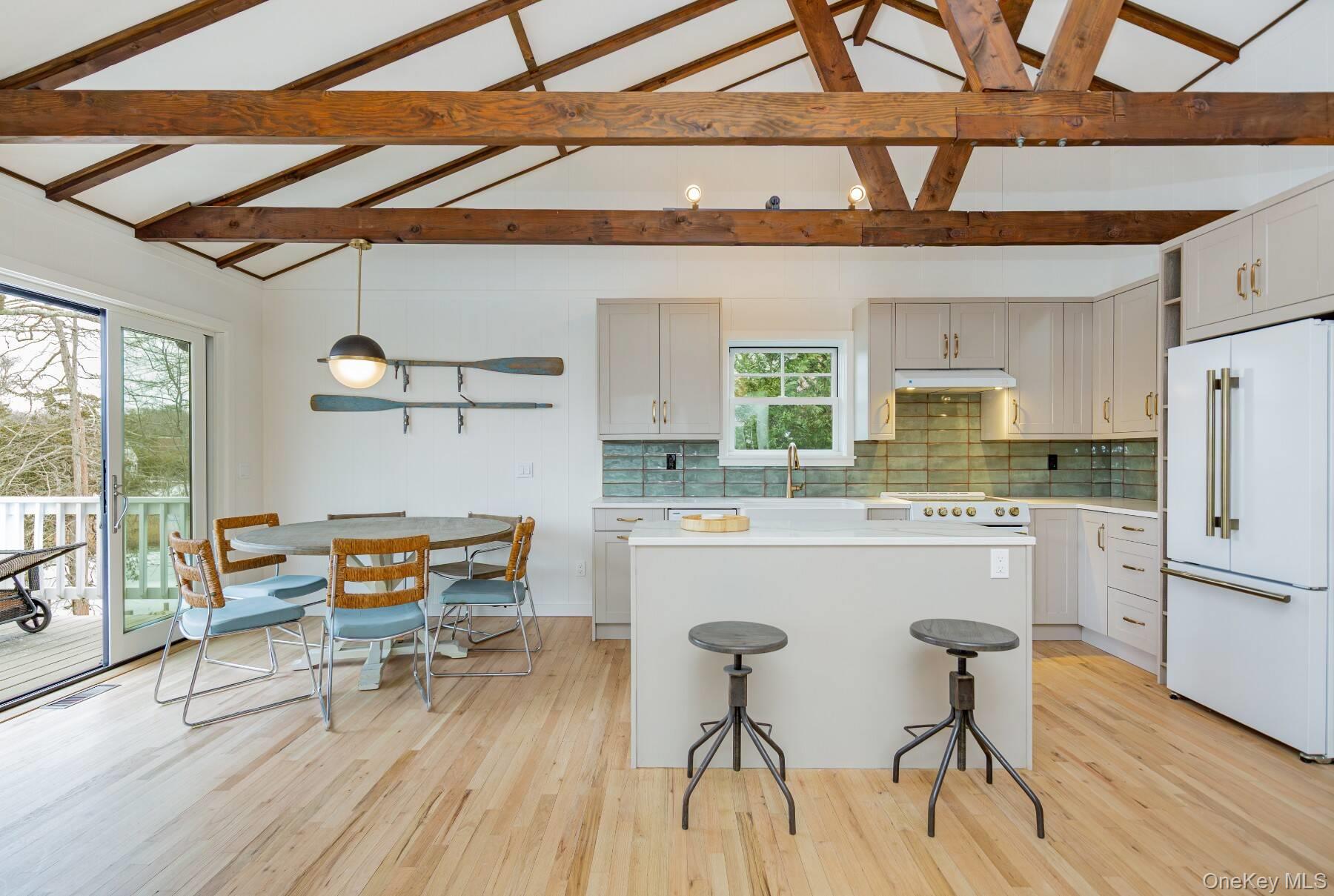 9 Helens Lane, Southampton, NY 11968