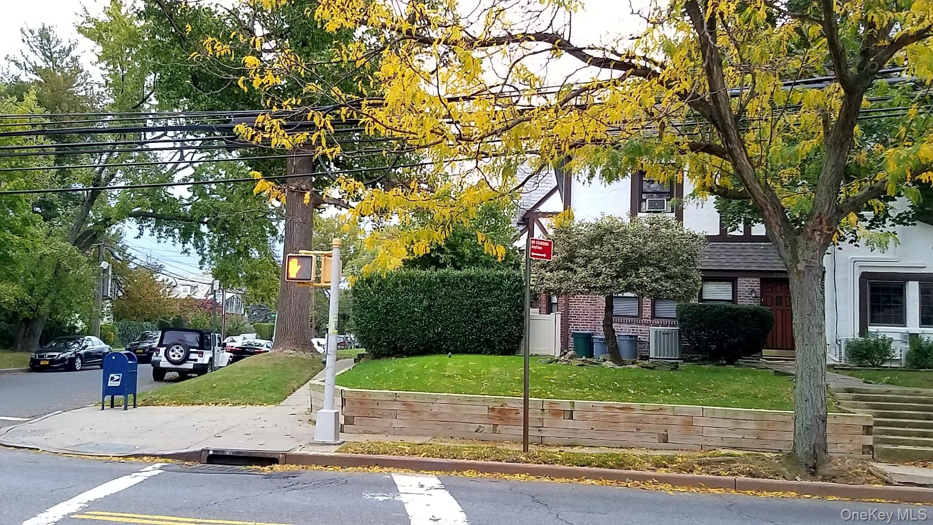 2901 Bell Boulevard, Bayside, NY 11360