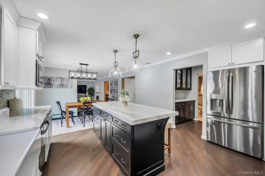 4 Long Meadow Road, Commack, NY 11725