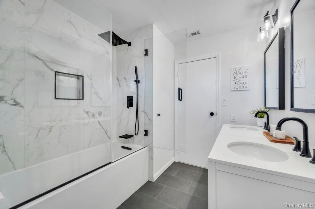 4 Long Meadow Road, Commack, NY 11725