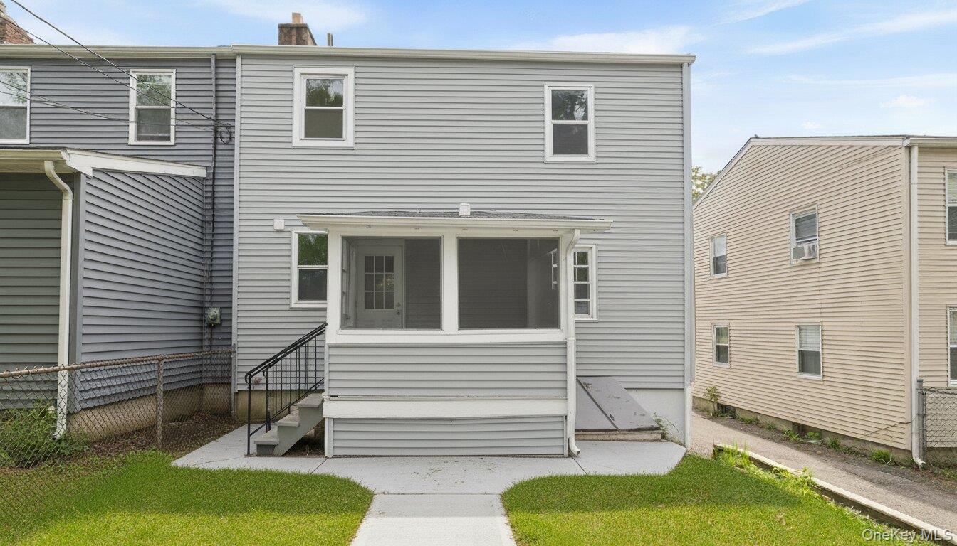 15 Vernon Terrace, Poughkeepsie, NY 12601