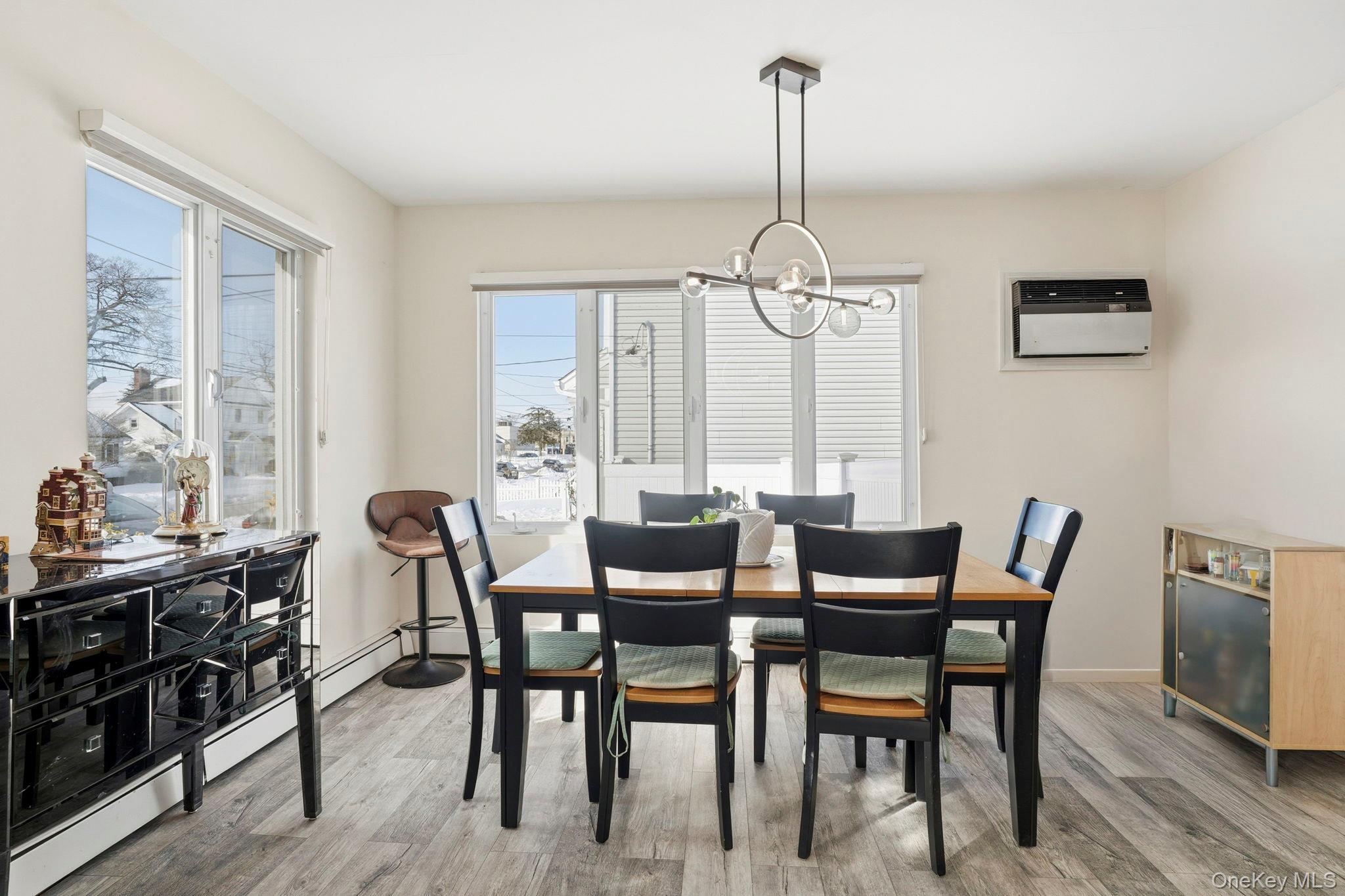 59 Homecrest Court, Oceanside, NY 11572