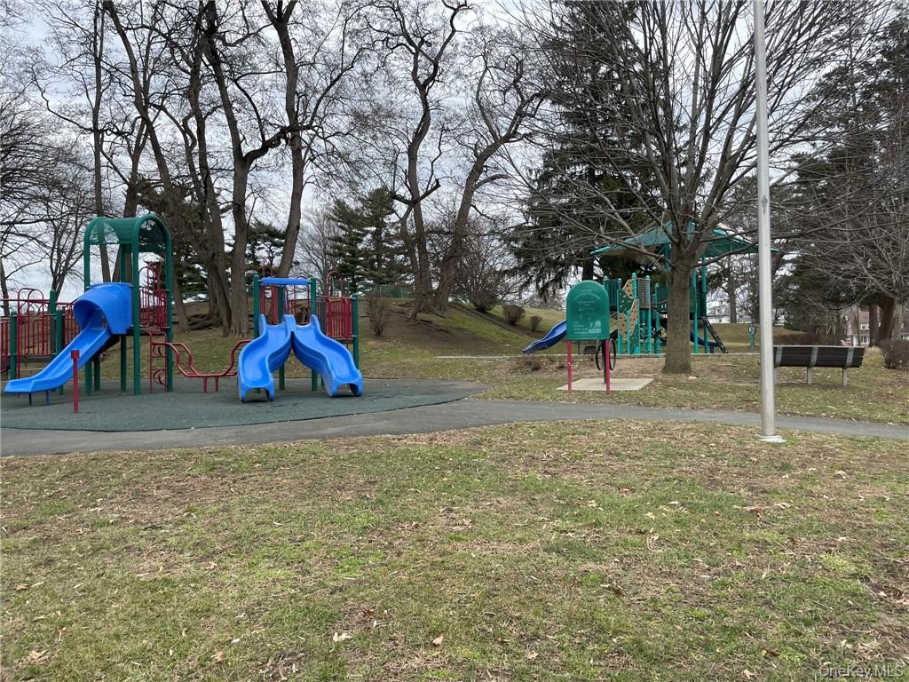 56 Stephenson Boulevard, New Rochelle, NY 10801