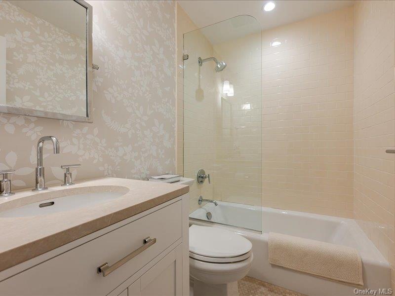 29 Snowdance Lane, Nesconset, NY 11767