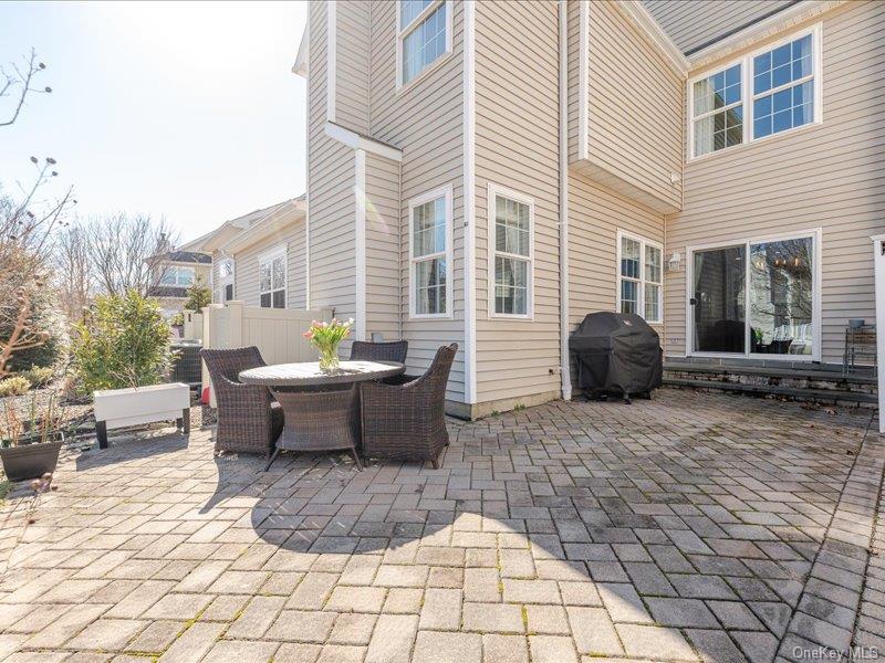 29 Snowdance Lane, Nesconset, NY 11767