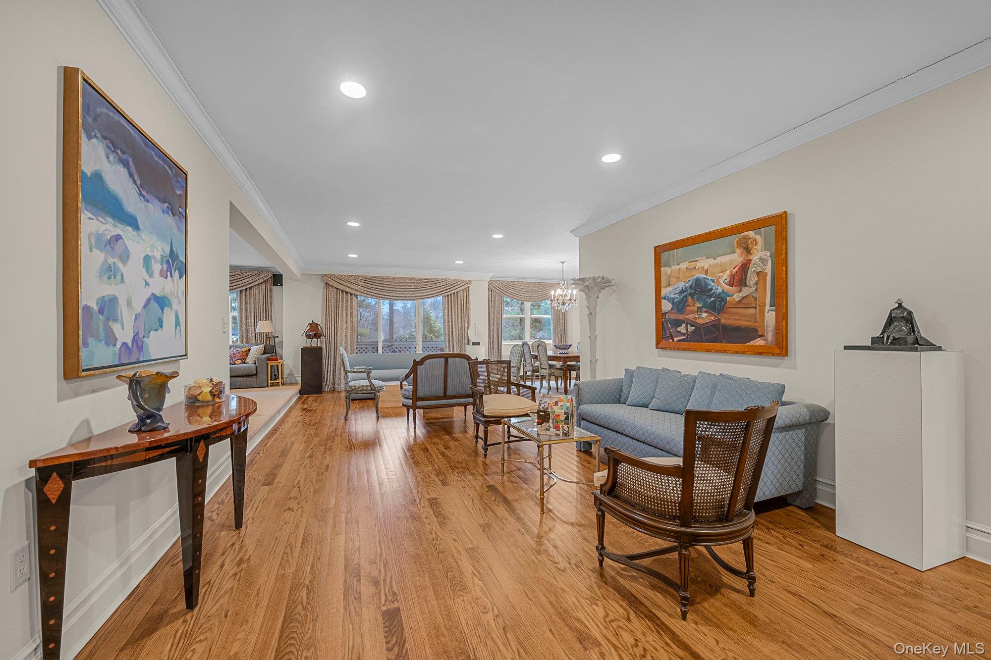 1 Kensington Gate # PH 11, Great Neck, NY 11021