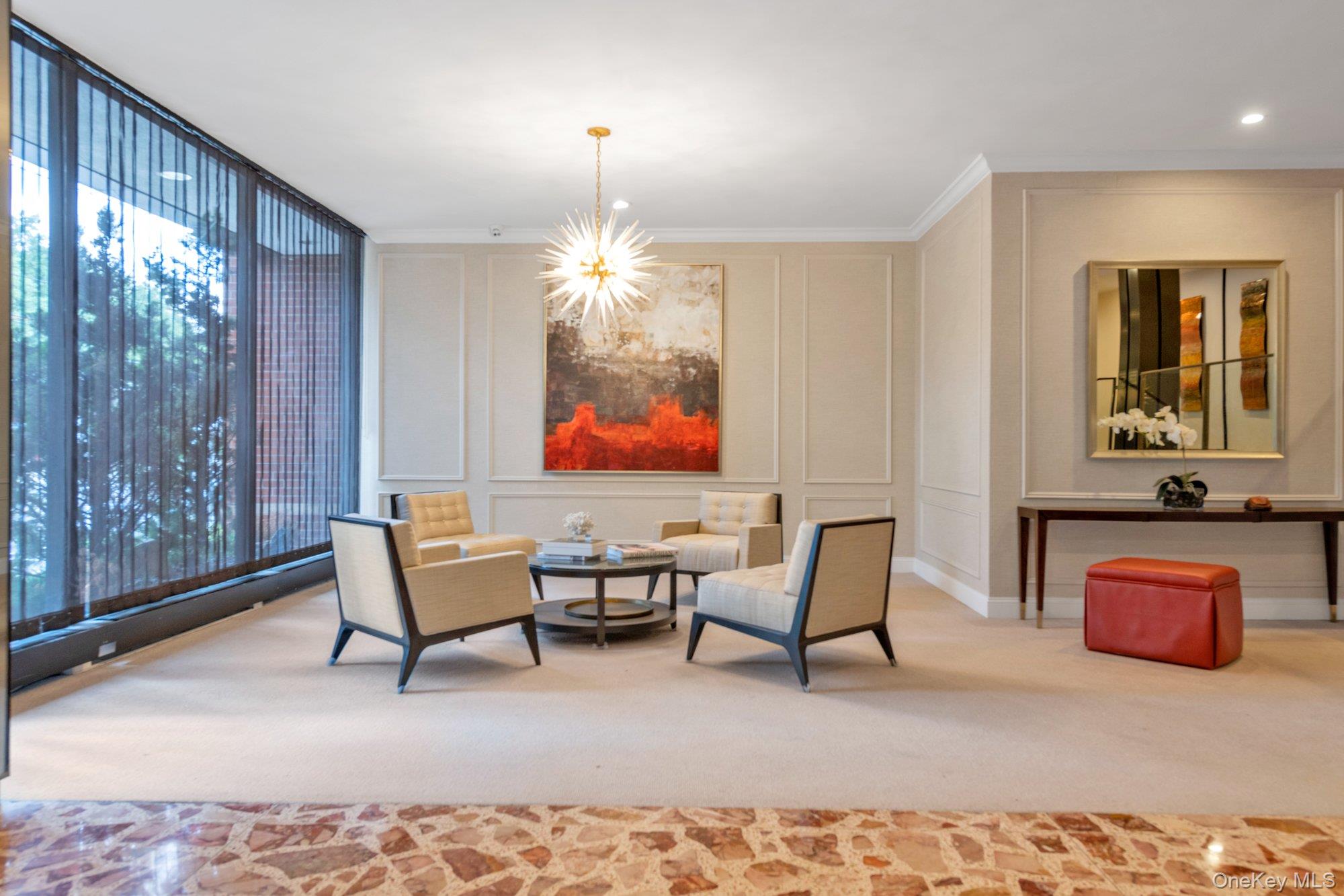 1 Kensington Gate # PH 11, Great Neck, NY 11021