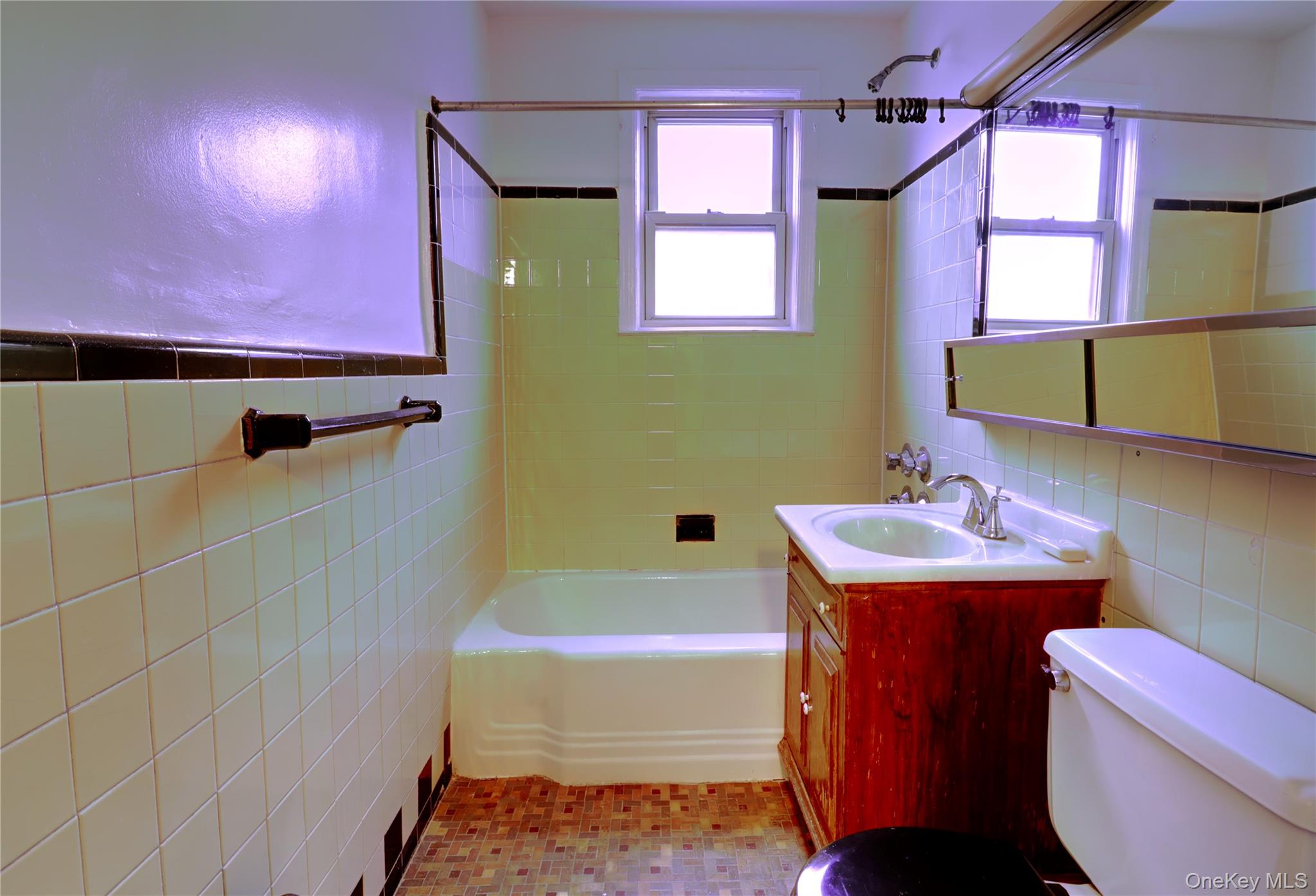 2952 172nd Street, Flushing, NY 11358