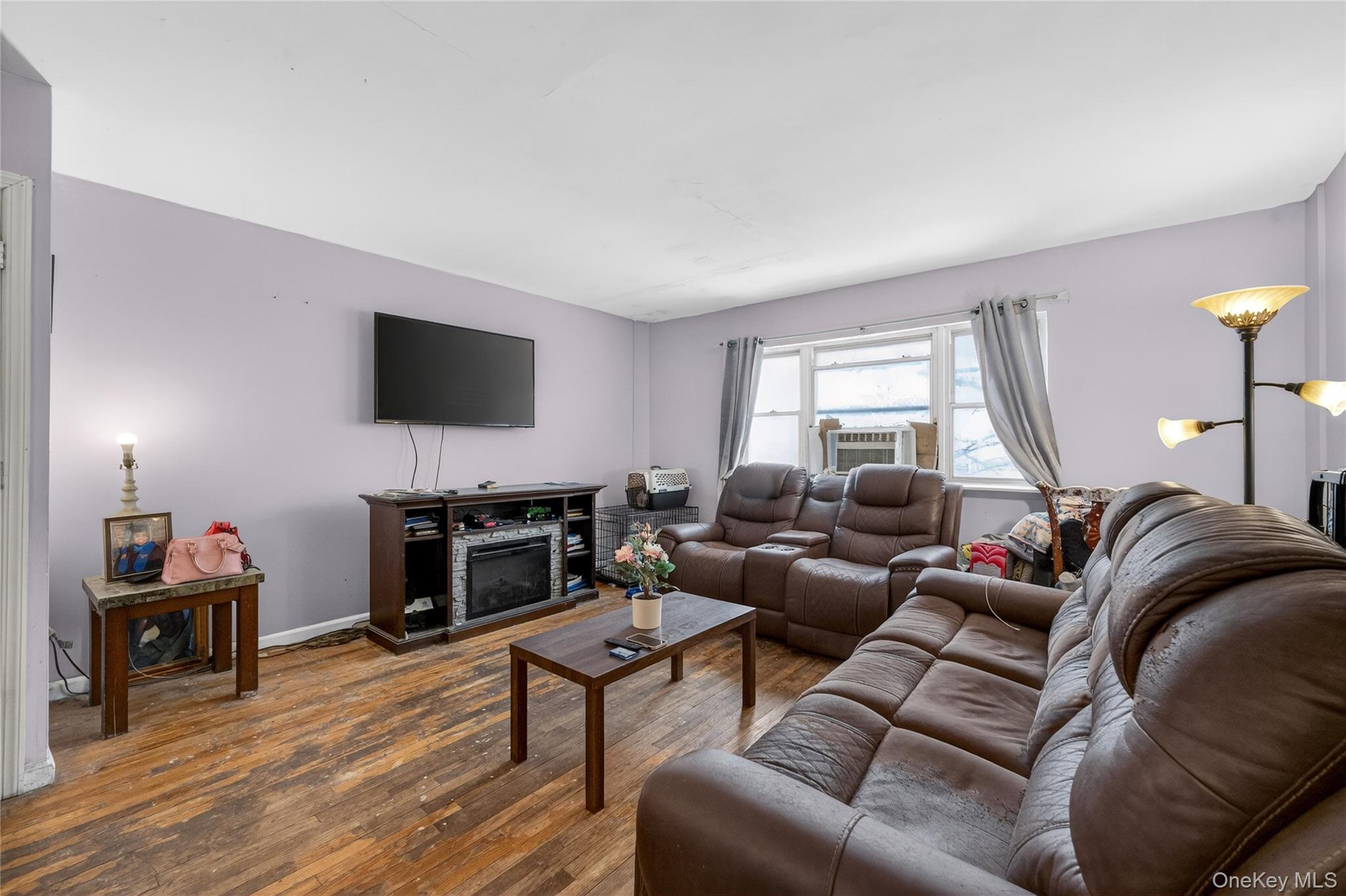 1043 Hendrix Street, Brooklyn, NY 11207