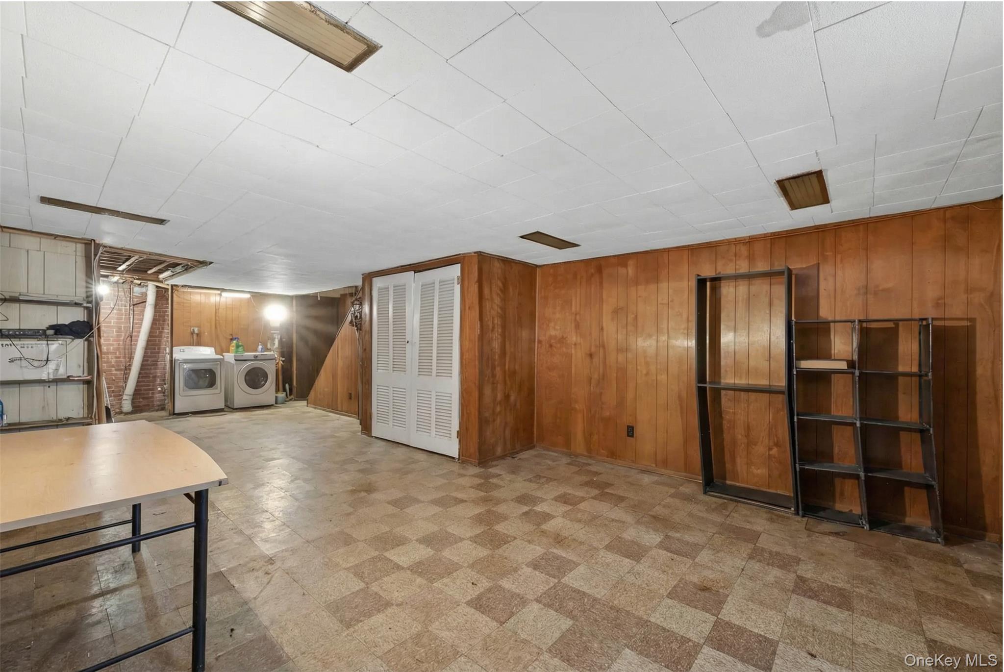 1043 Hendrix Street, Brooklyn, NY 11207