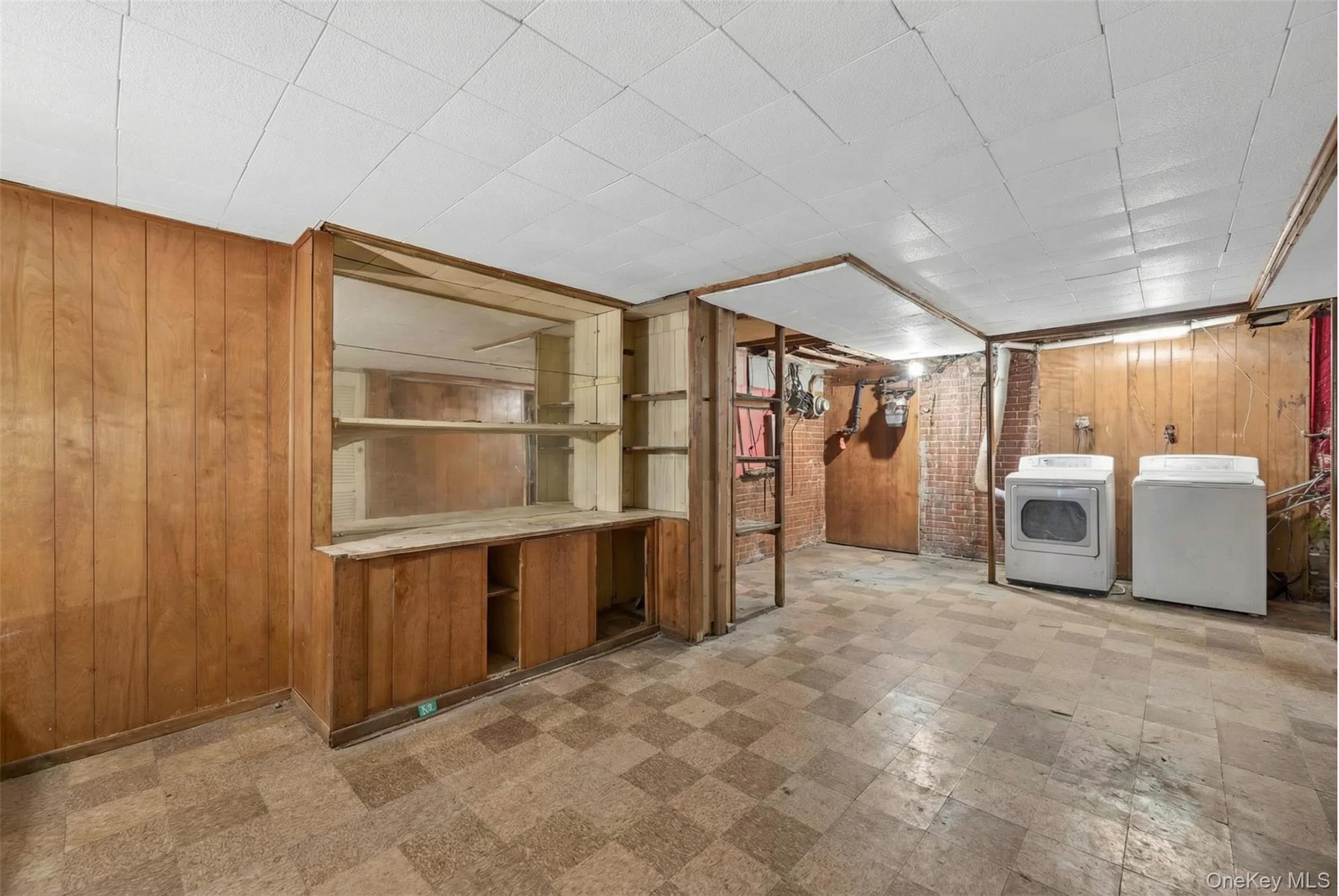 1043 Hendrix Street, Brooklyn, NY 11207