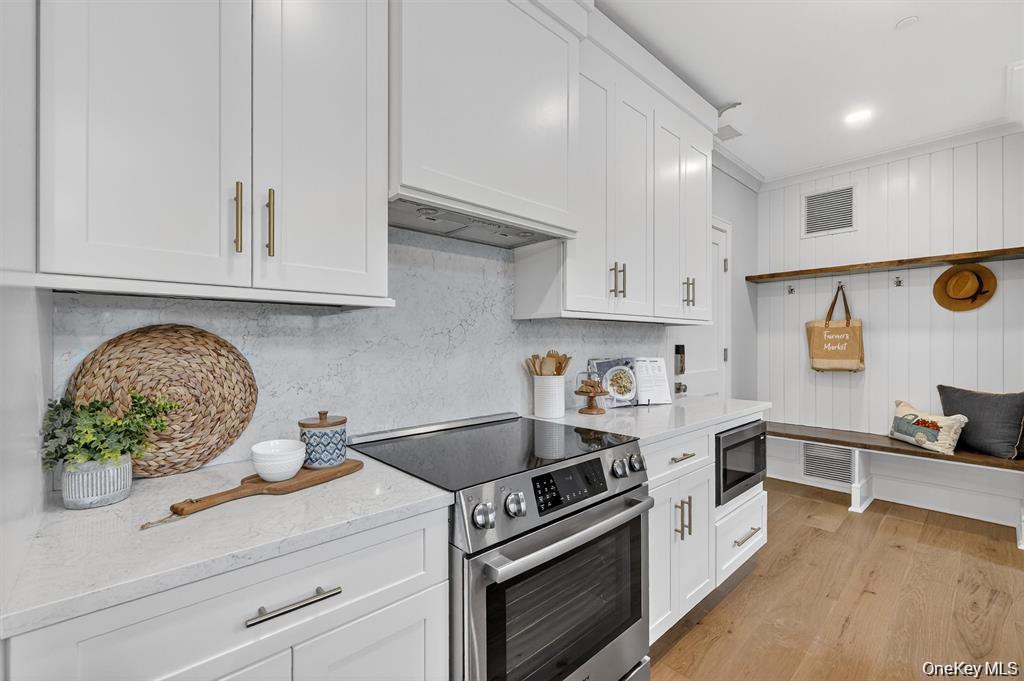 1830 Soundview Court, Yorktown Heights, NY 10598