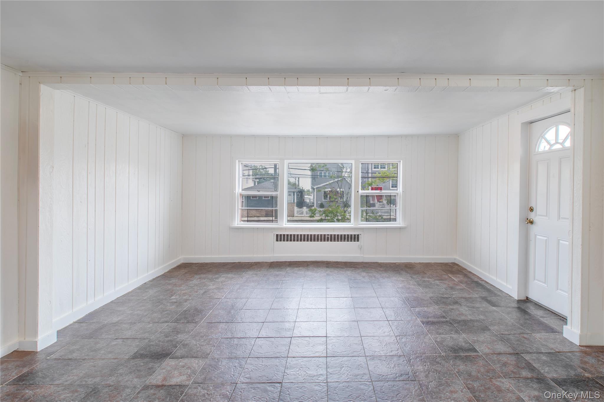 14-11 Cross Bay Boulevard, Broad Channel, NY 11693