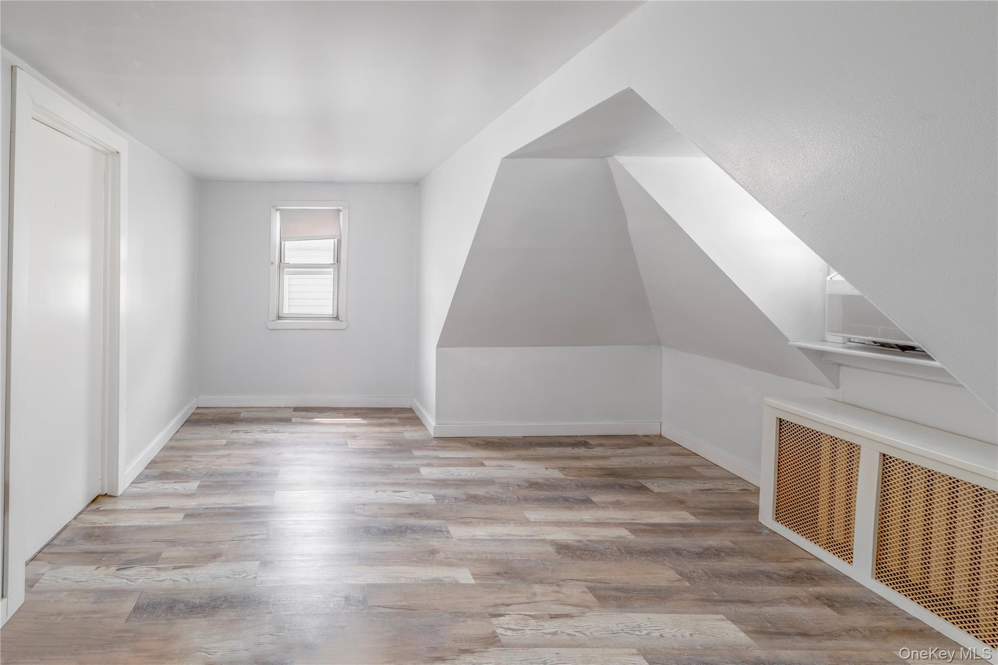 14-11 Cross Bay Boulevard, Broad Channel, NY 11693