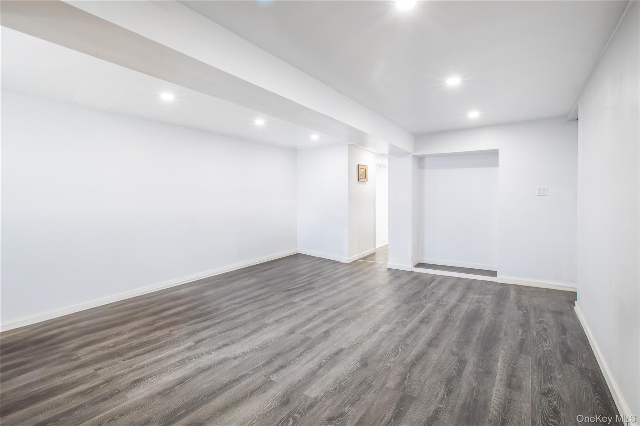 14-11 Cross Bay Boulevard, Broad Channel, NY 11693