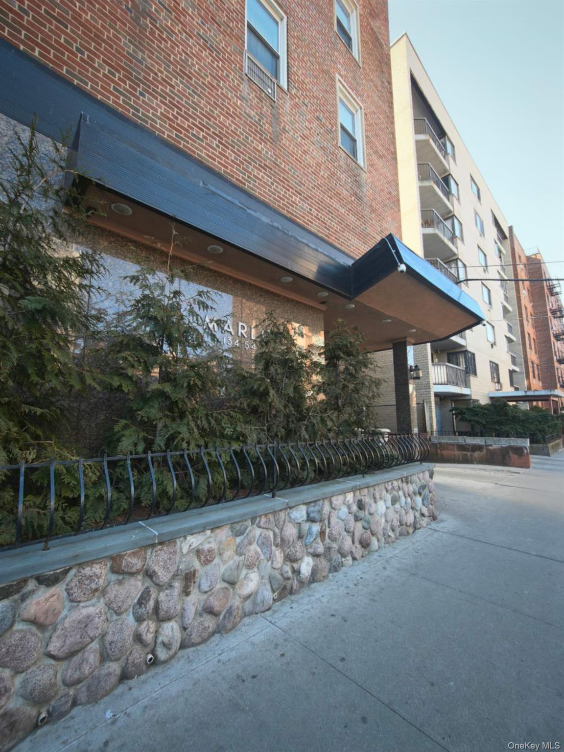 134-54 Maple Avenue # 2W, Flushing, NY 11355