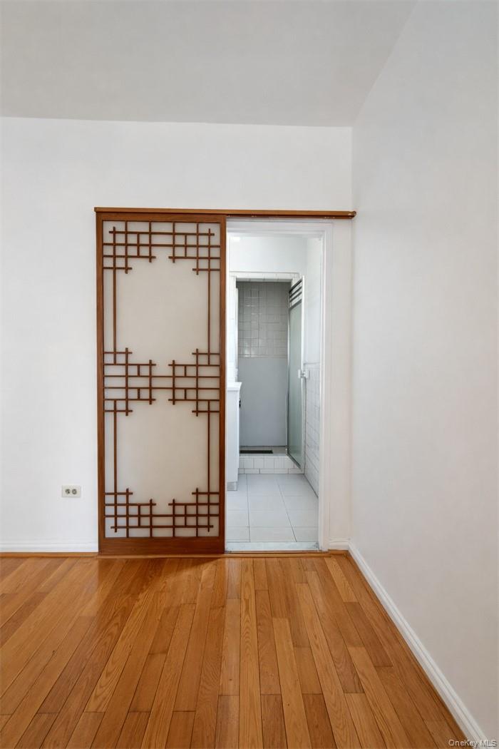 134-54 Maple Avenue # 2W, Flushing, NY 11355