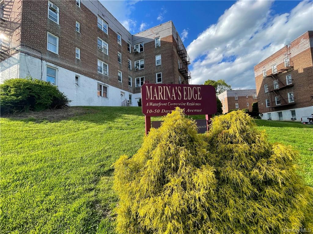 40 Davenport Avenue # 2N, New Rochelle, NY 10805