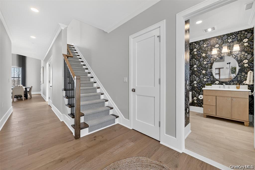 1832 Soundview Court, Yorktown Heights, NY 10598