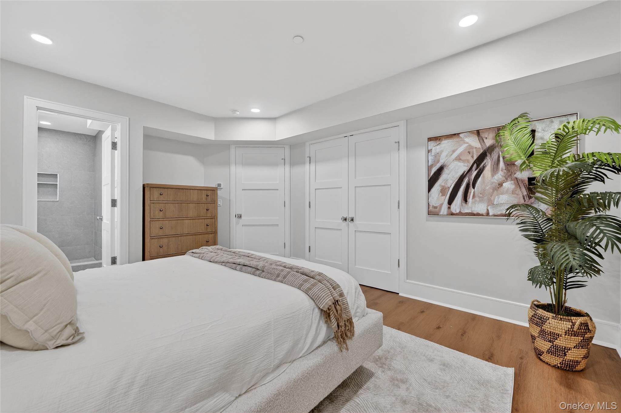 1847 Soundview Court, Yorktown Heights, NY 10598