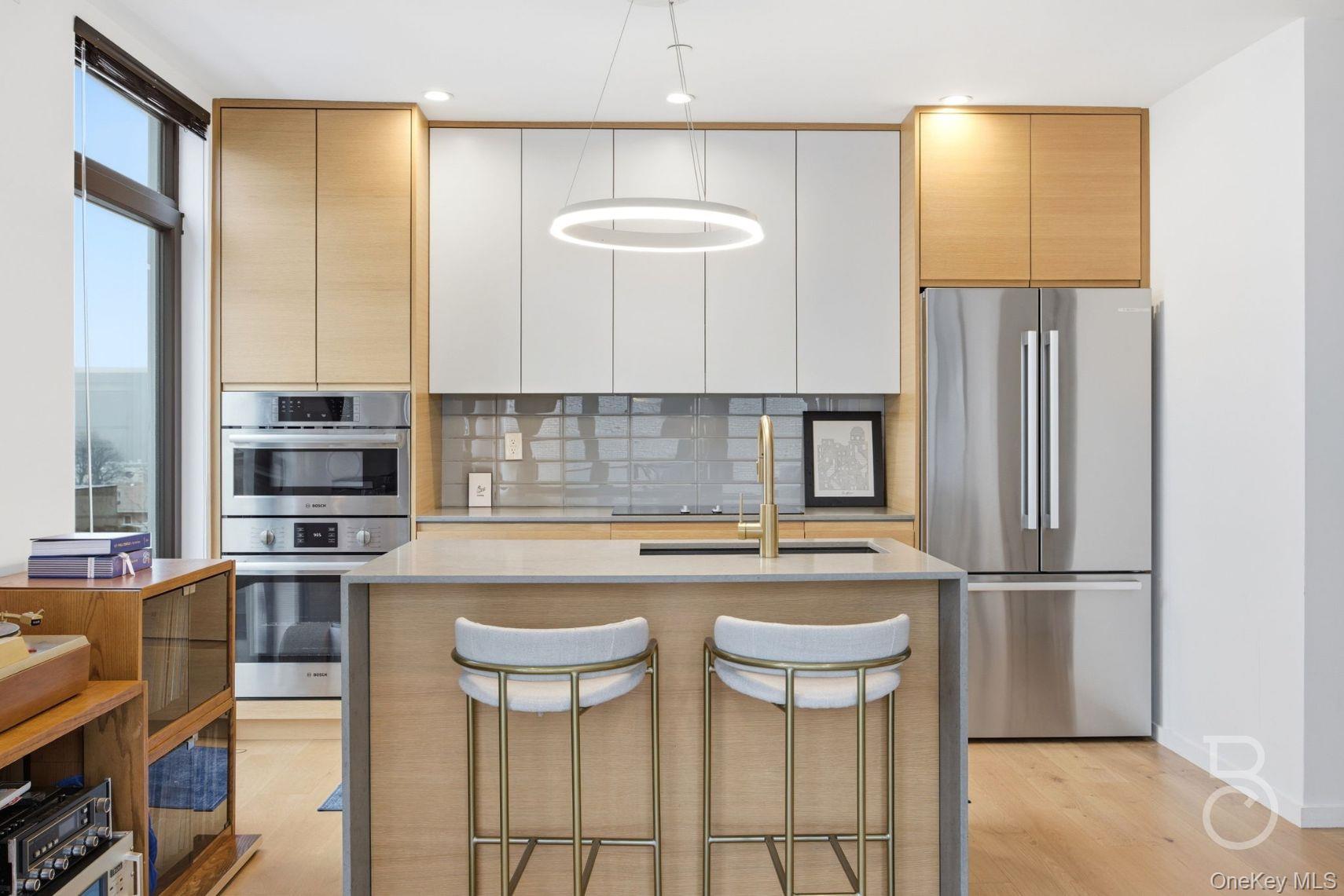 20-48 Steinway Street # PHA, Astoria, NY 11105