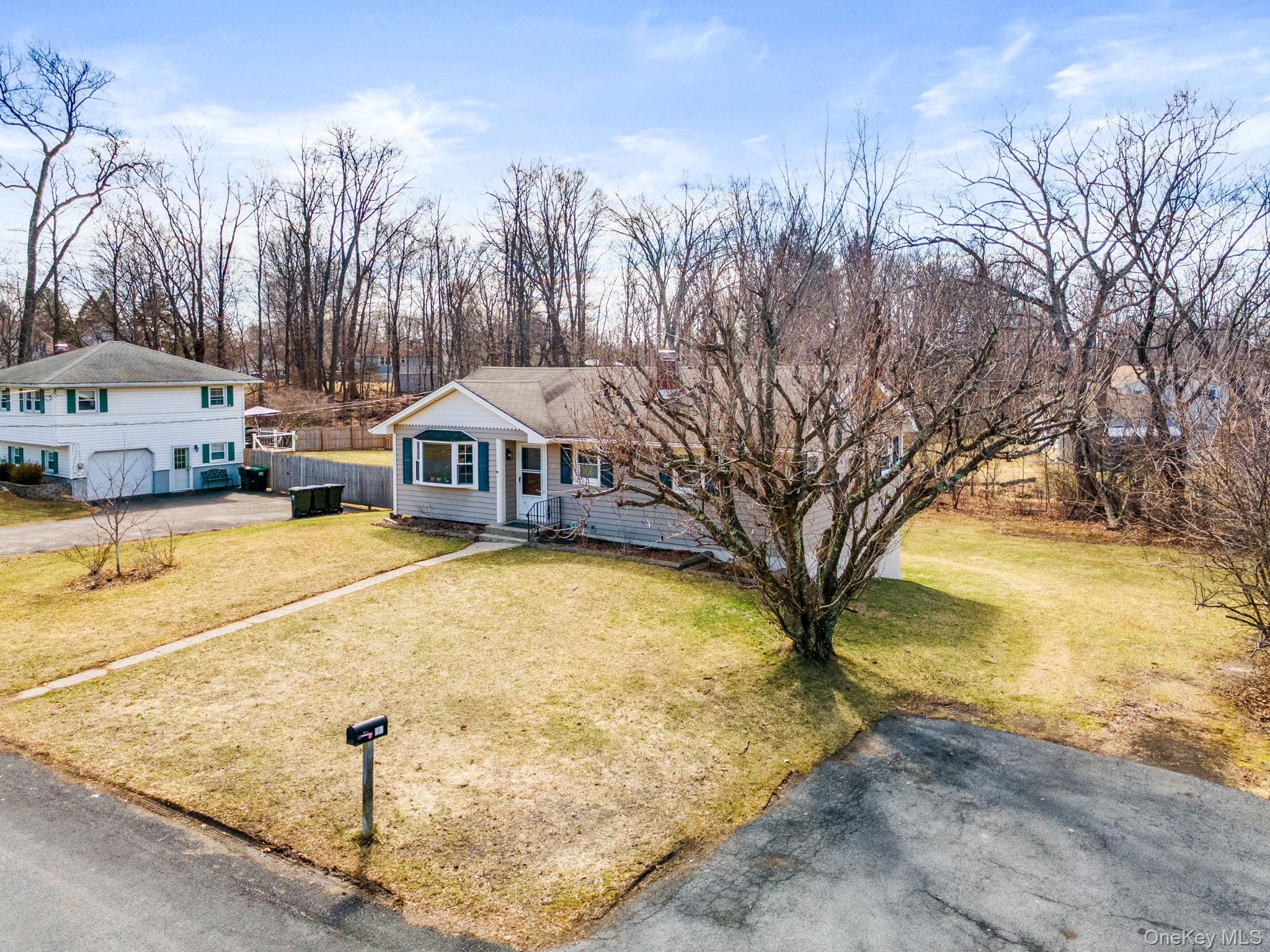 48 Loch Lomond Lane, Middletown, NY 10941