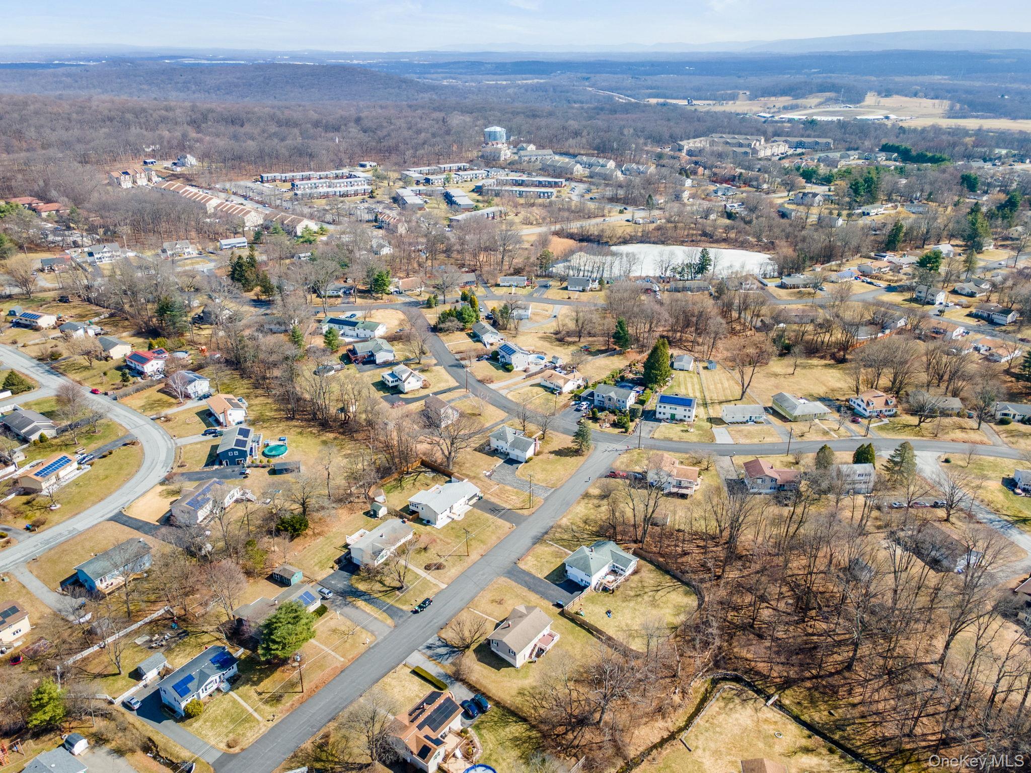 48 Loch Lomond Lane, Middletown, NY 10941