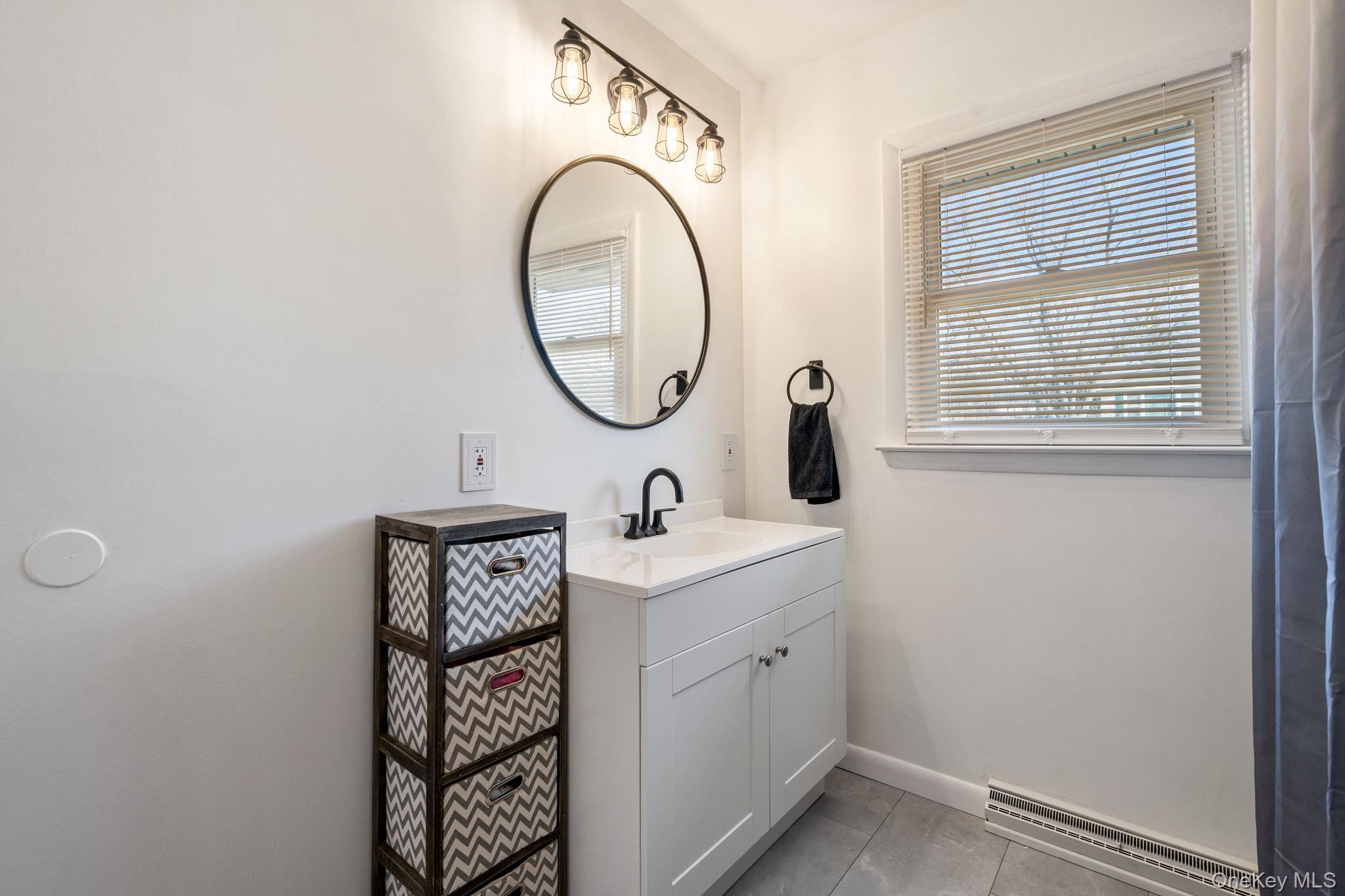 48 Loch Lomond Lane, Middletown, NY 10941