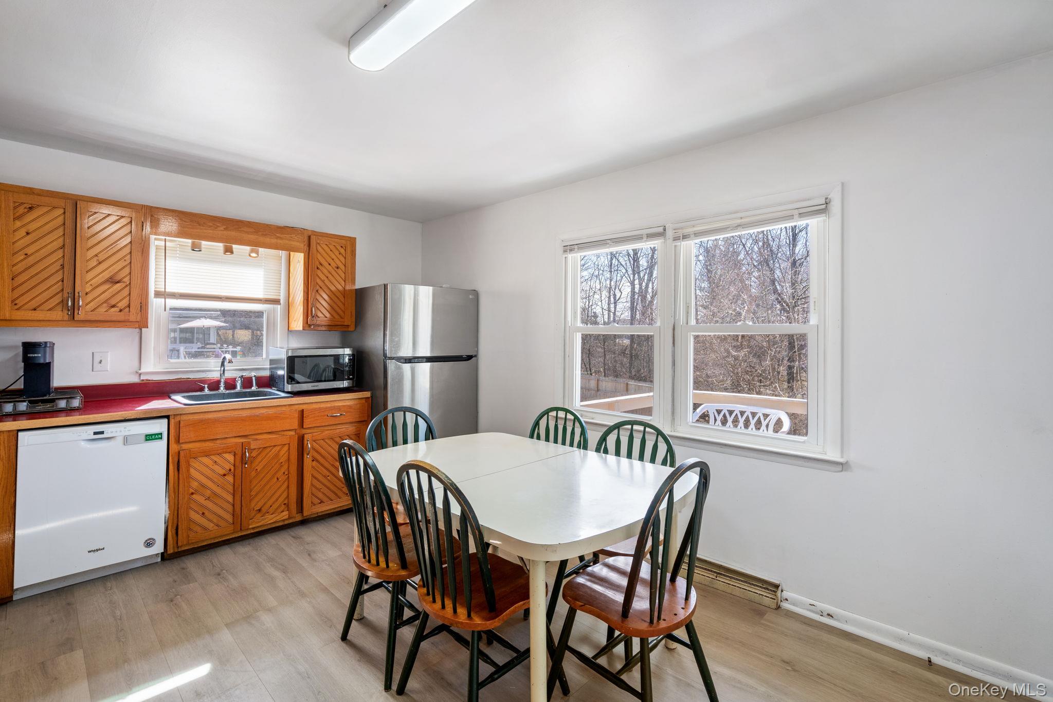 48 Loch Lomond Lane, Middletown, NY 10941