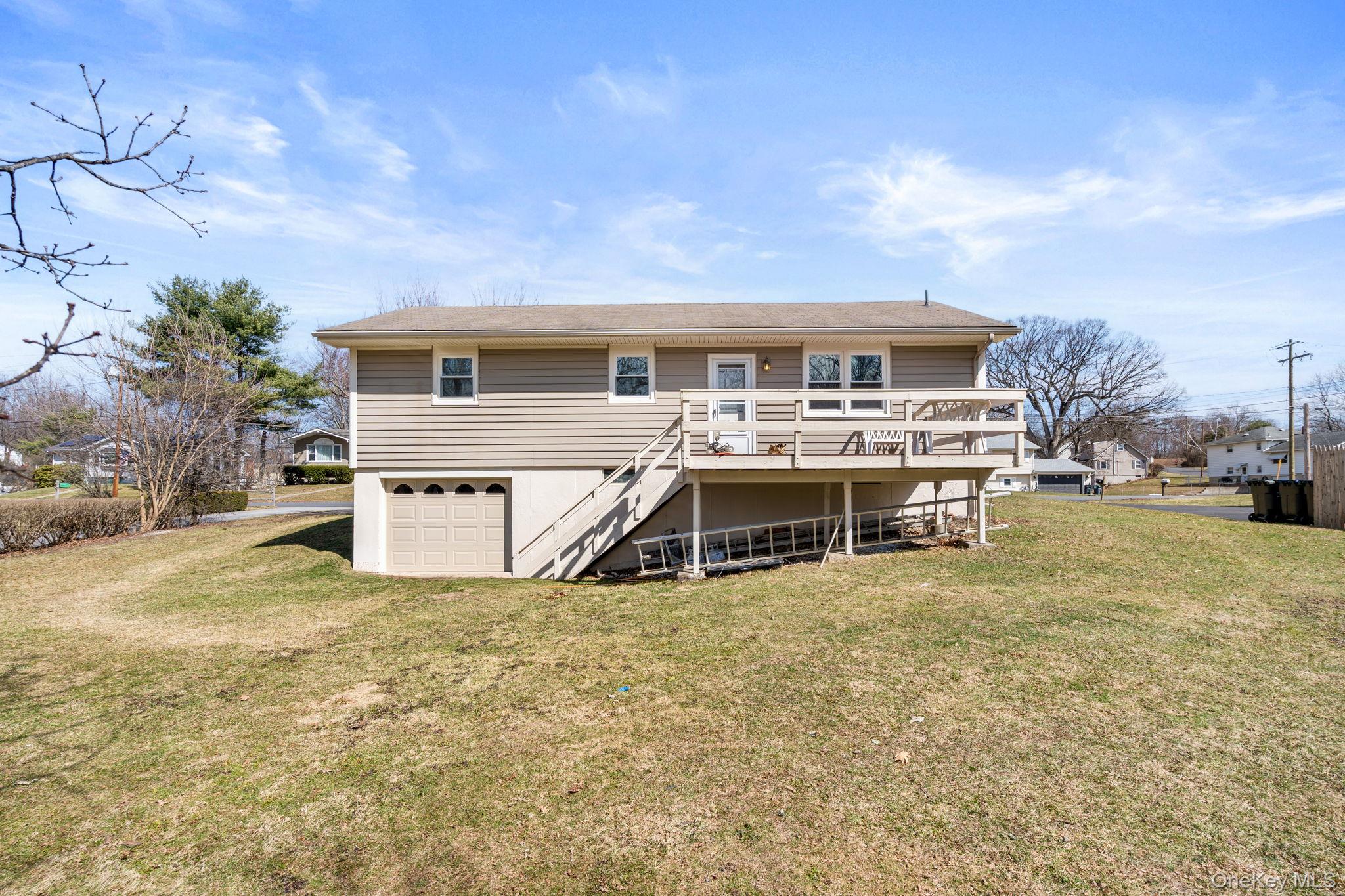 48 Loch Lomond Lane, Middletown, NY 10941