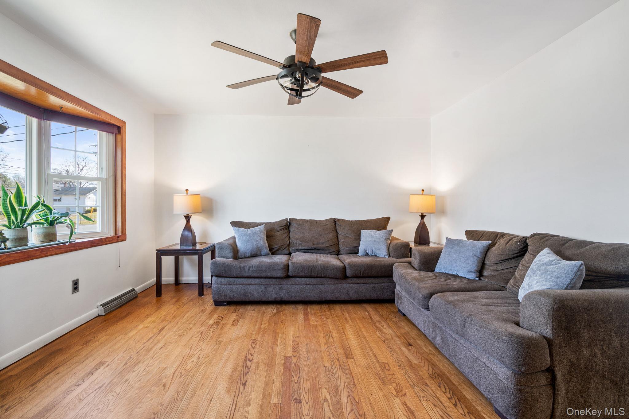 48 Loch Lomond Lane, Middletown, NY 10941