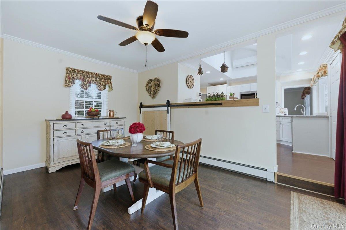 20 Honey Lane, Miller Place, NY 11764