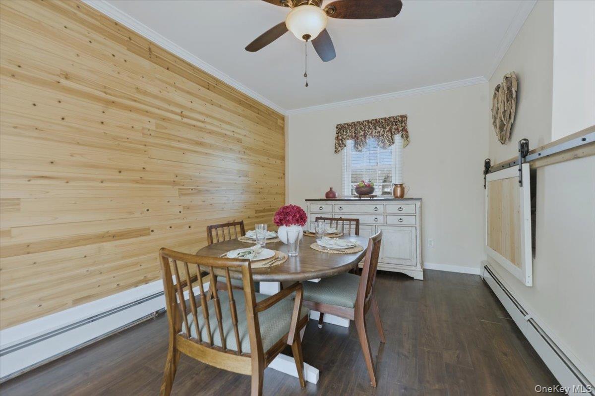 20 Honey Lane, Miller Place, NY 11764