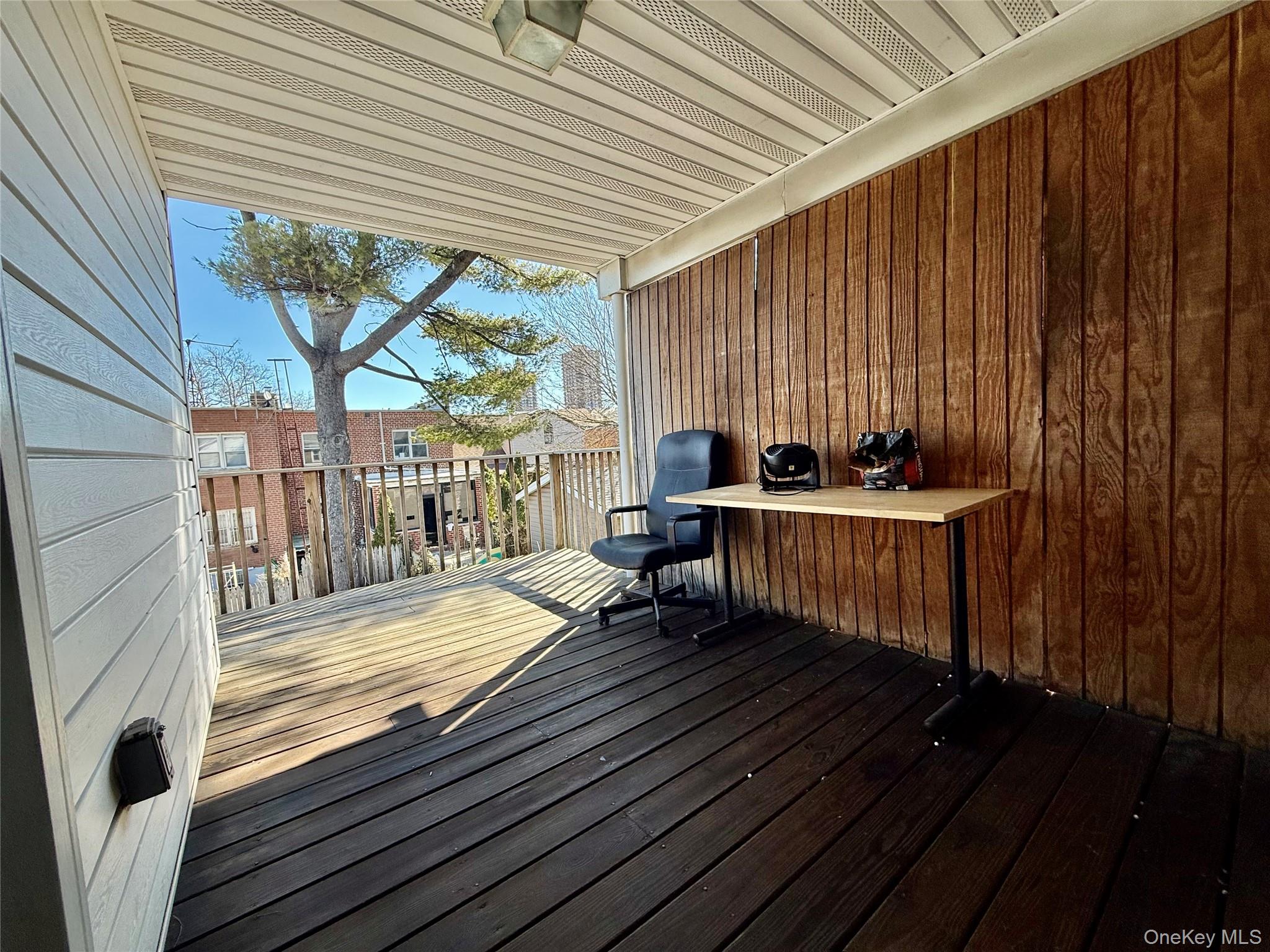 6111 156th Street, Flushing, NY 11367