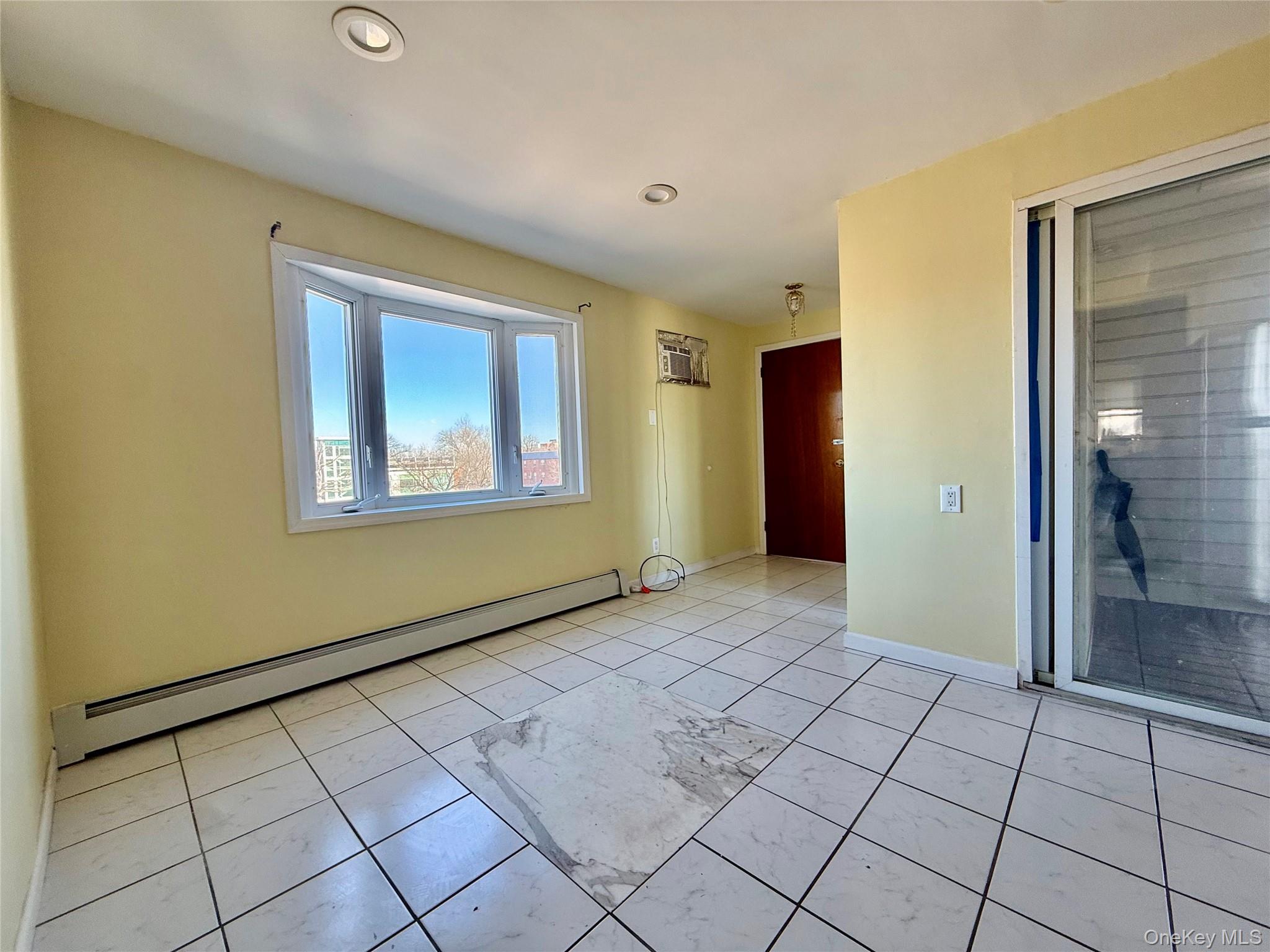 6111 156th Street, Flushing, NY 11367