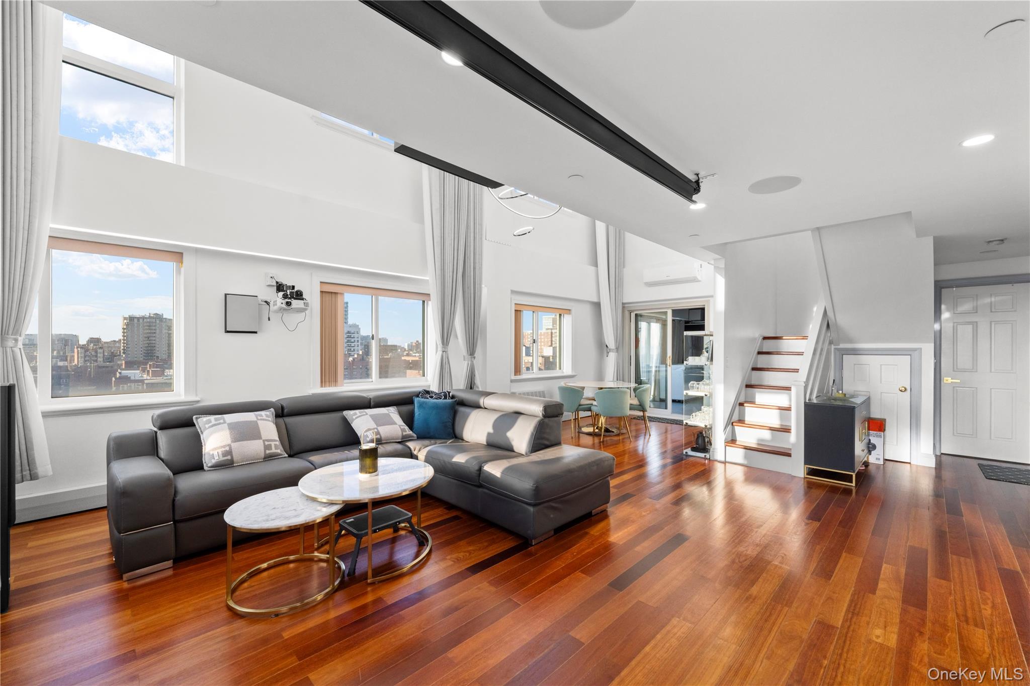 43-18 Main Street # 12/14A, Flushing, NY 11355