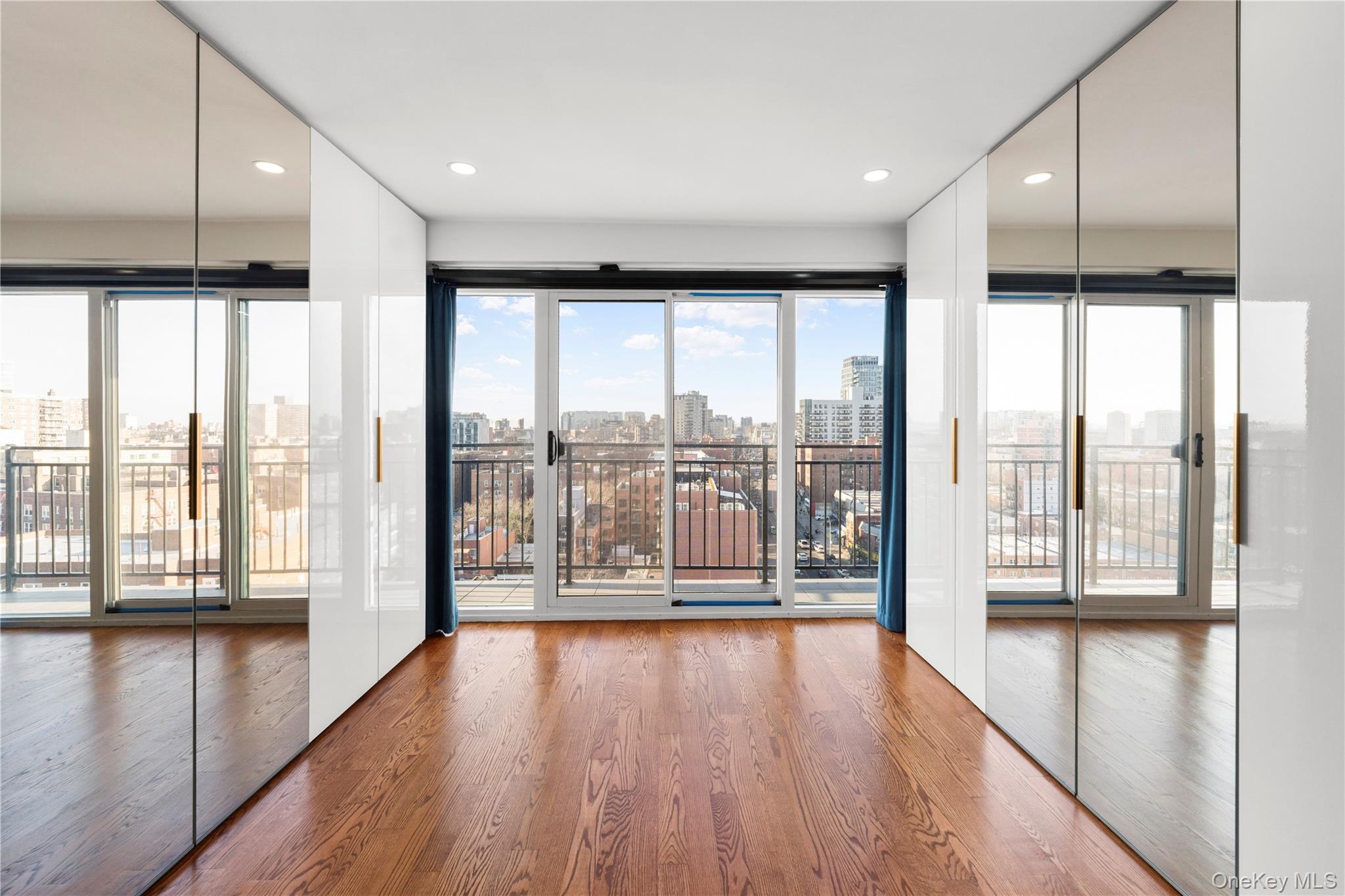 43-18 Main Street # 12/14A, Flushing, NY 11355