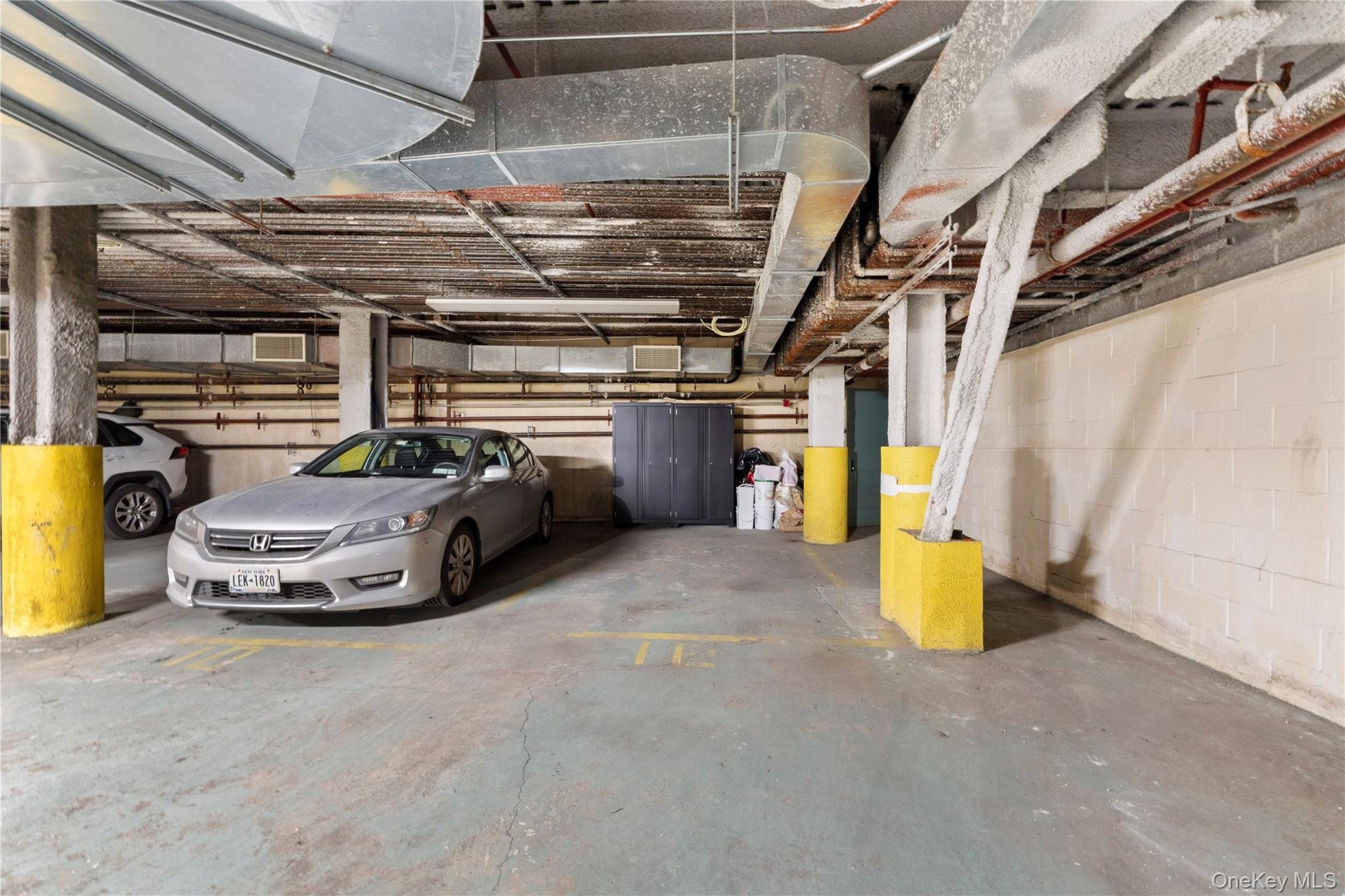 43-18 Main Street # 12/14A, Flushing, NY 11355