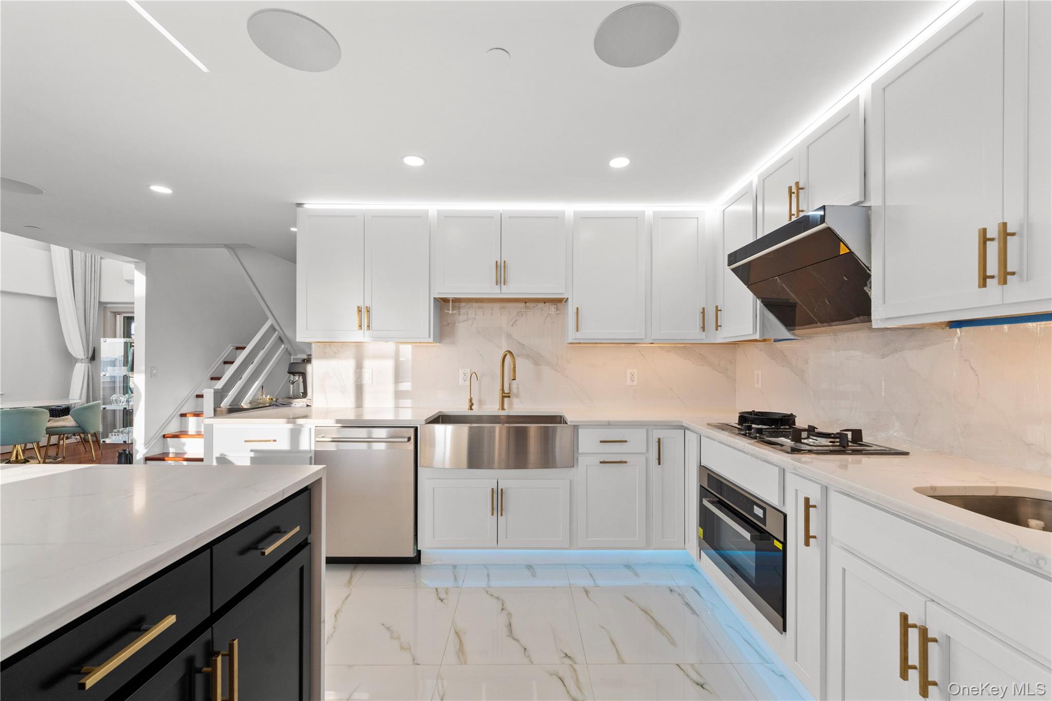 43-18 Main Street # 12/14A, Flushing, NY 11355