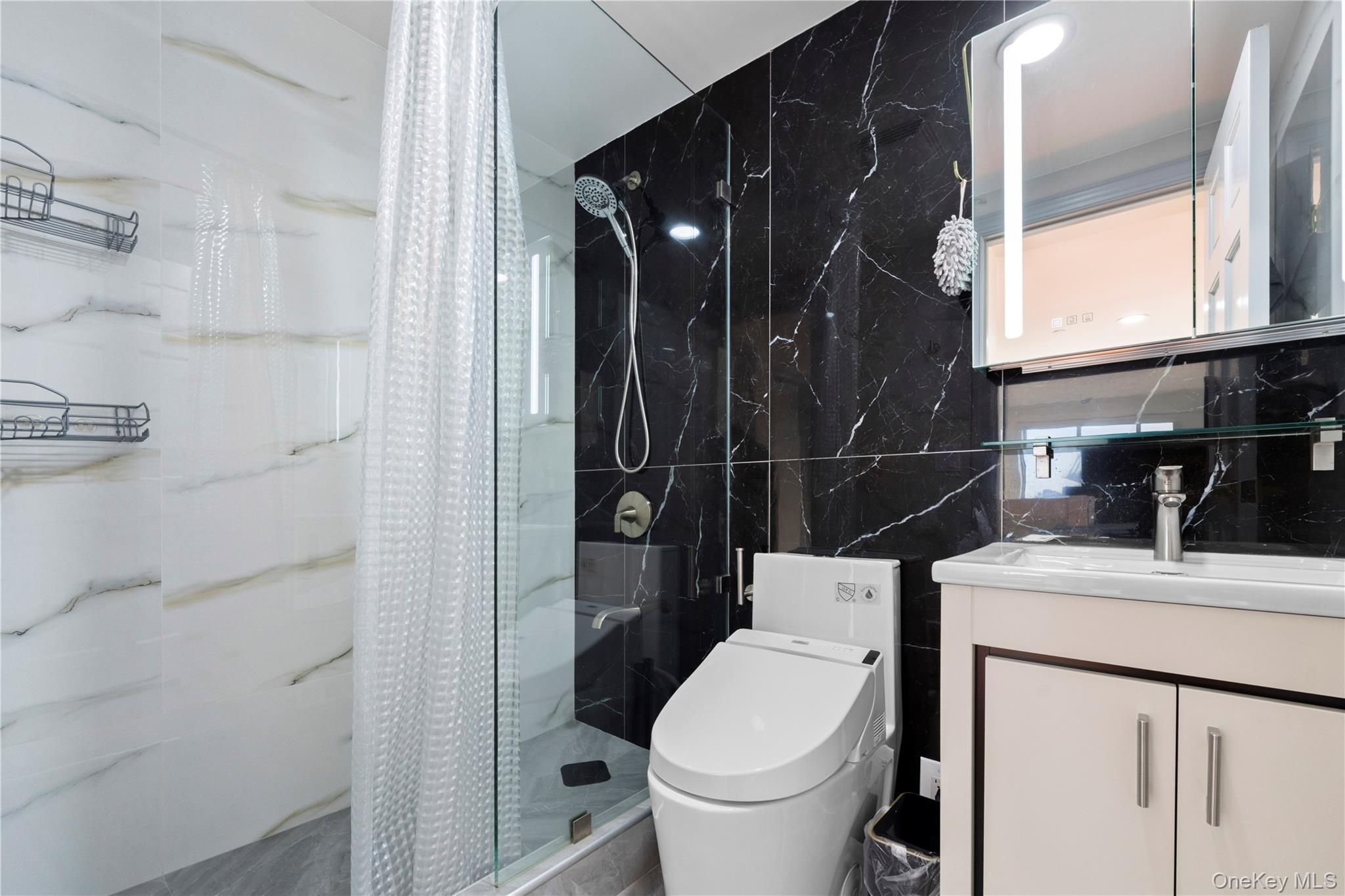 43-18 Main Street # 12/14A, Flushing, NY 11355