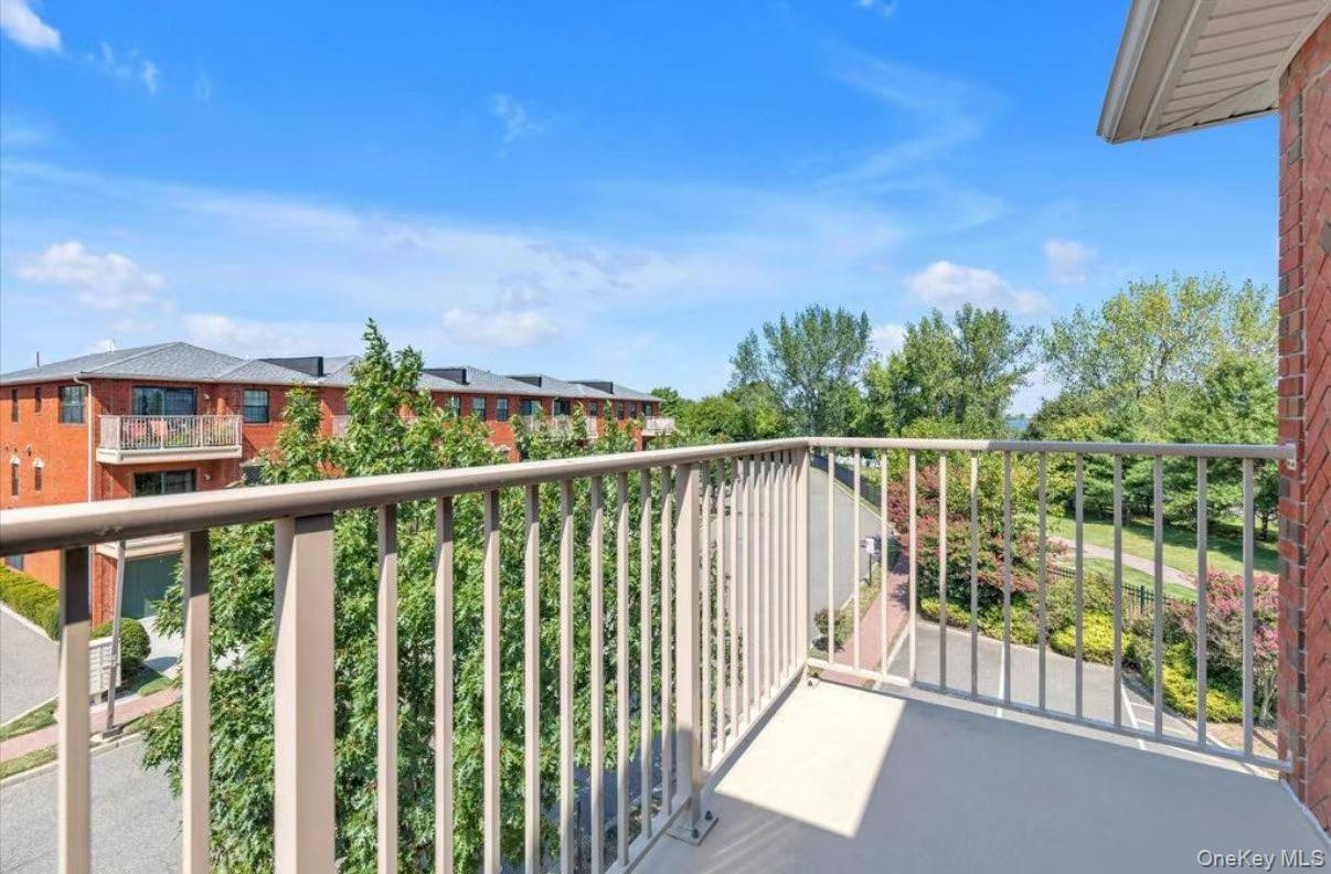 215 Constitution Place # 179, College Point, NY 11356