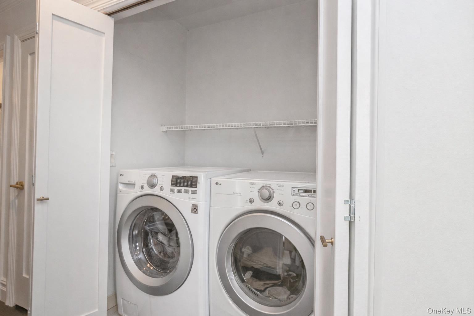 6 Valley Lane, Huntington, NY 11743