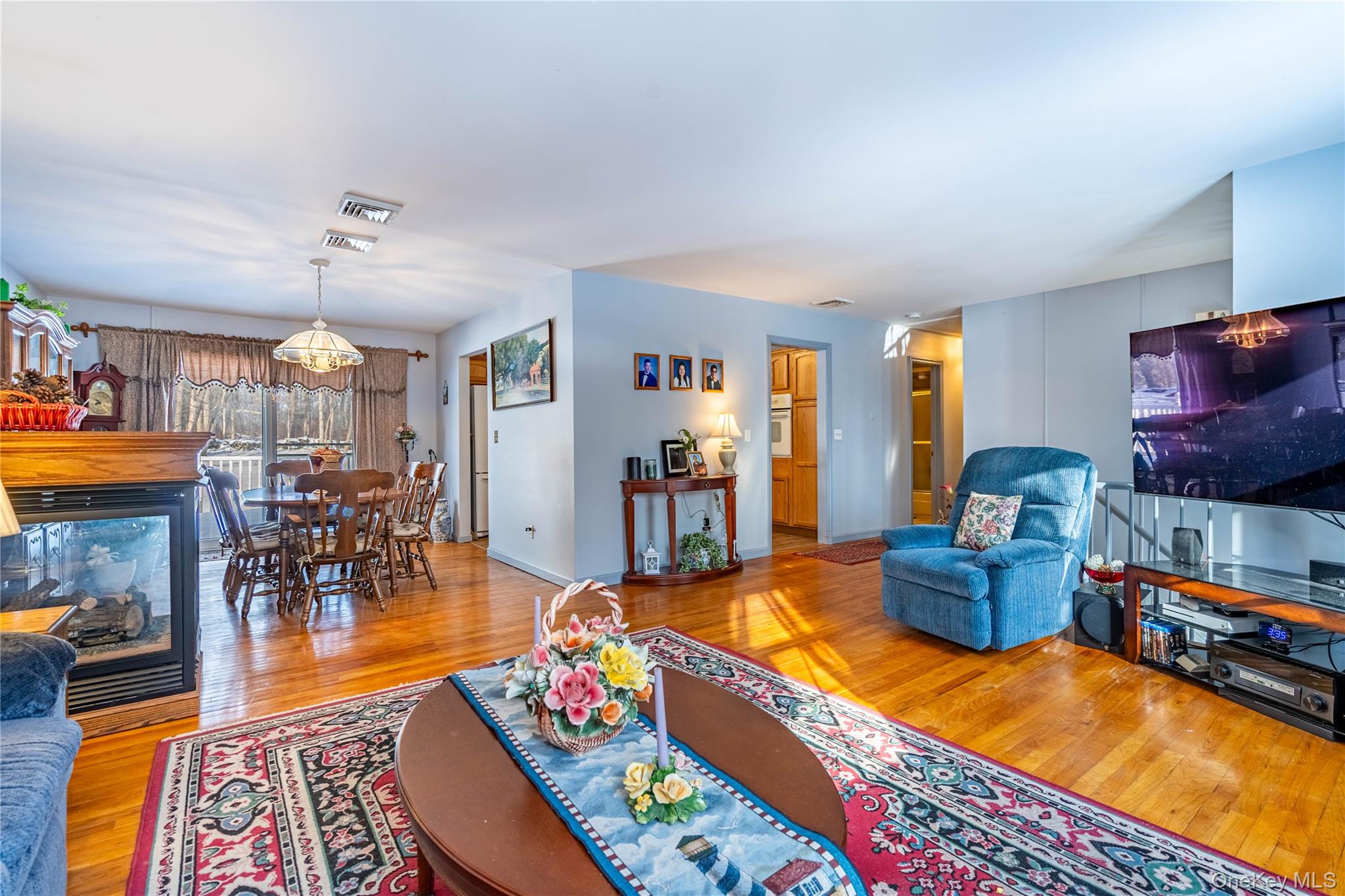 2096 State Route 94, Salisbury Mills, NY 12577