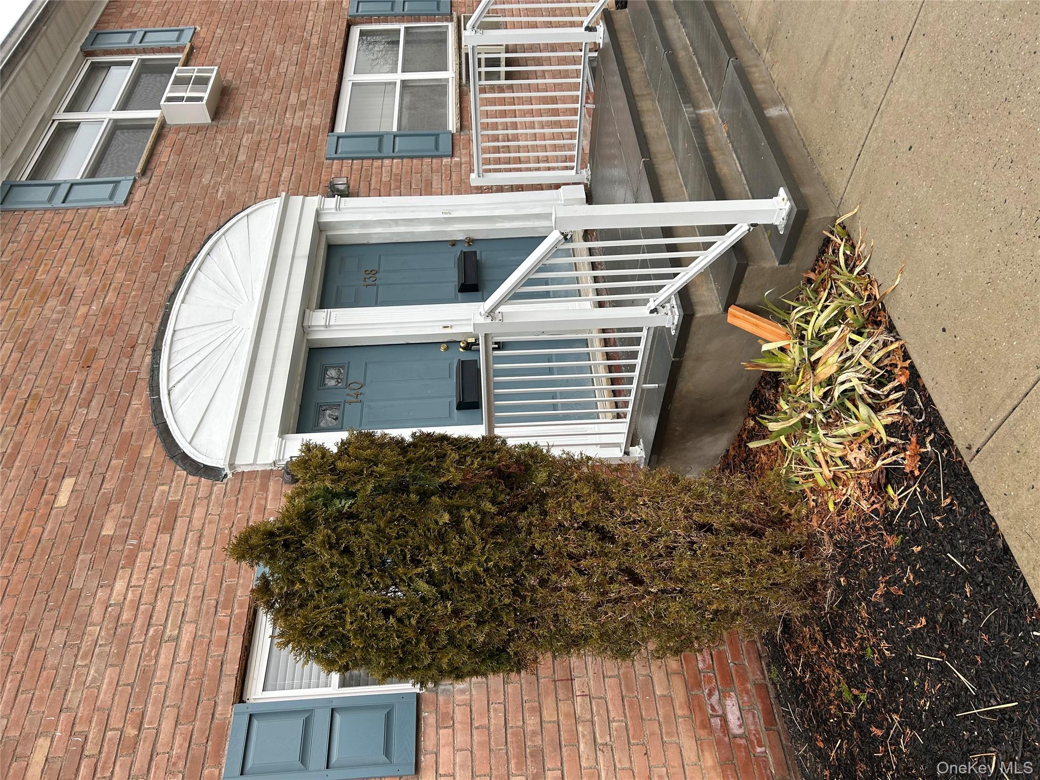 140 Meyer Oval # 140, Pearl River, NY 10965